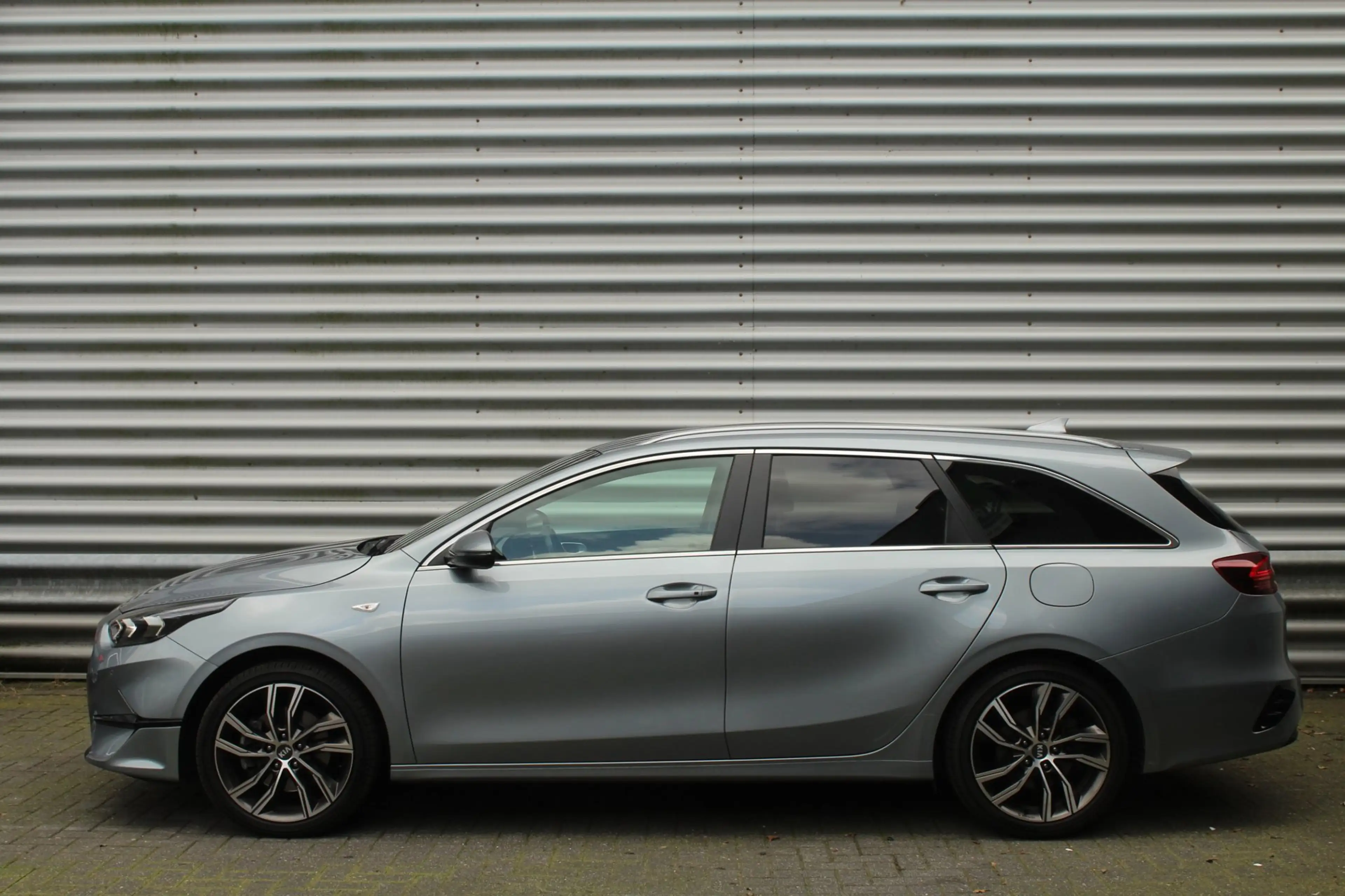 Kia Ceed SW / cee'd SW Sportswagon 1.5 T-GDi 140pk DynamicPlusLine Trekha — photo 8
