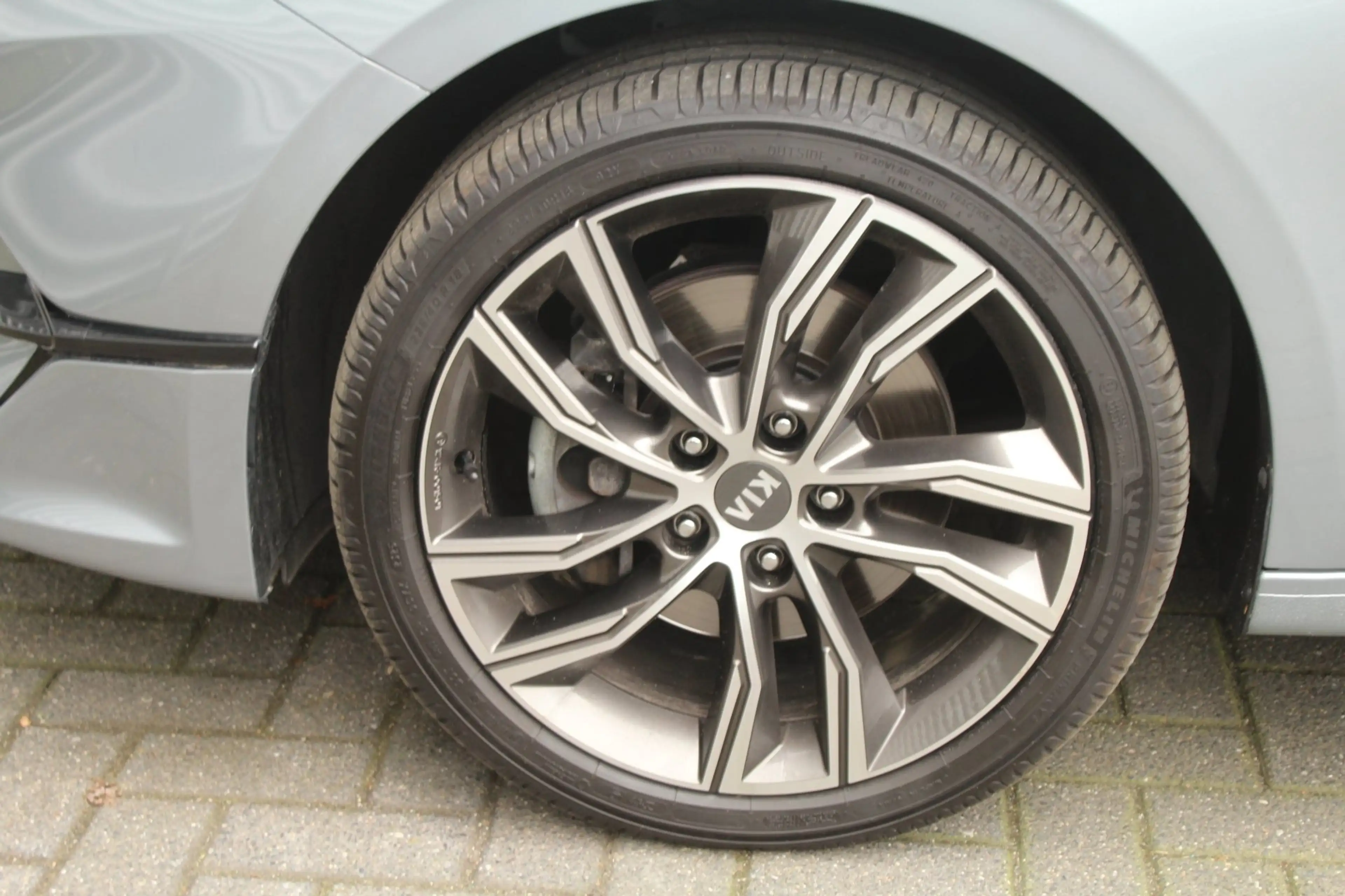 Kia Ceed SW / cee'd SW Sportswagon 1.5 T-GDi 140pk DynamicPlusLine Trekha — photo 25