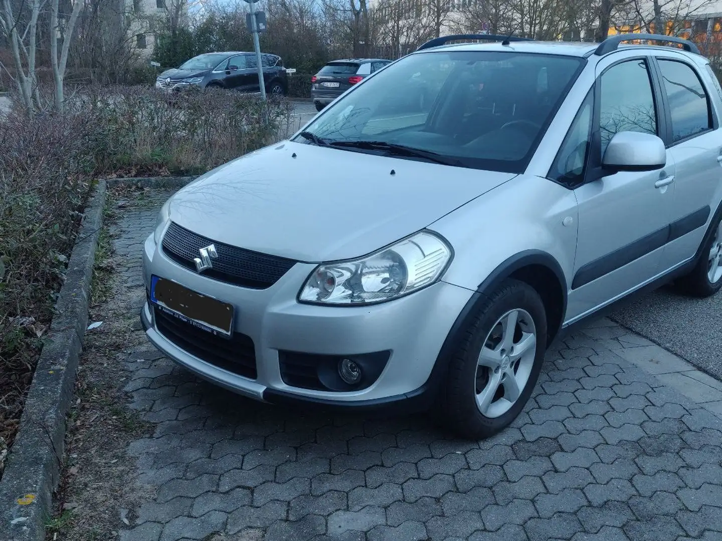 Suzuki SX4 SX4 1.6 VVT 4x2 Comfort Grau - 1