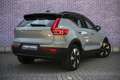 Volvo XC40 Single Motor Extended Range Plus 82 kWh | Verwarmb Grijs - thumbnail 2