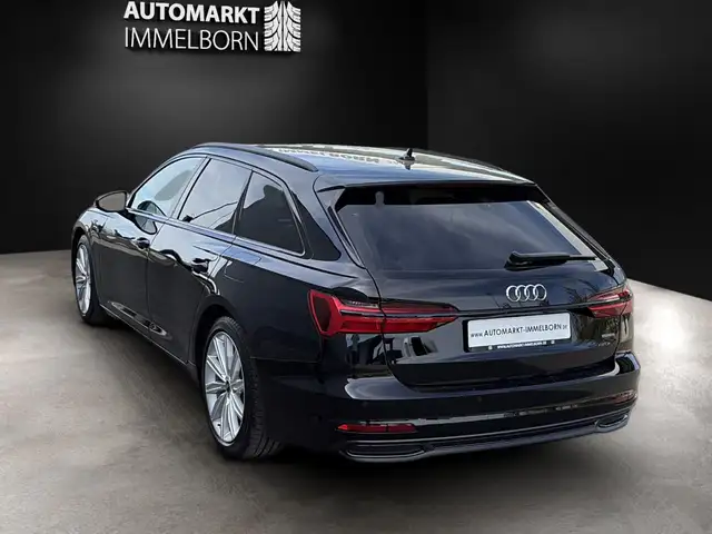 Audi A6 view 10