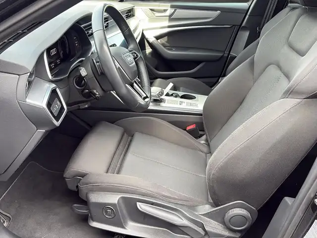 Audi A6 view 14