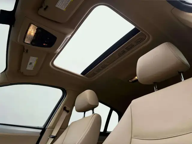 BMW X4 view 13