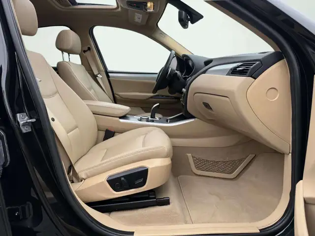 BMW X4 view 15
