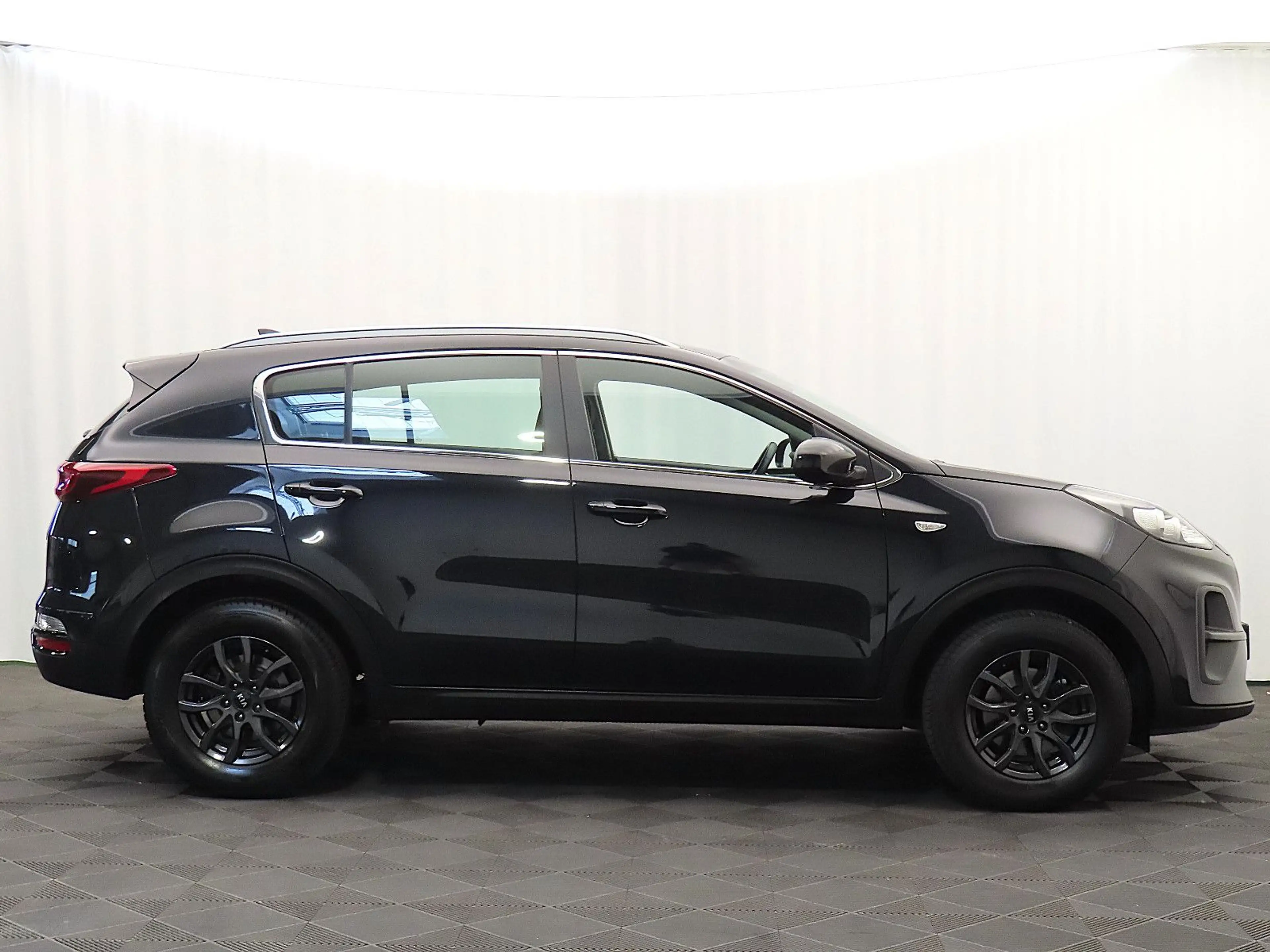 Kia Sportage BLACK EDITION (Bi-LED, CAM, Sitzh. v+h) — photo 9
