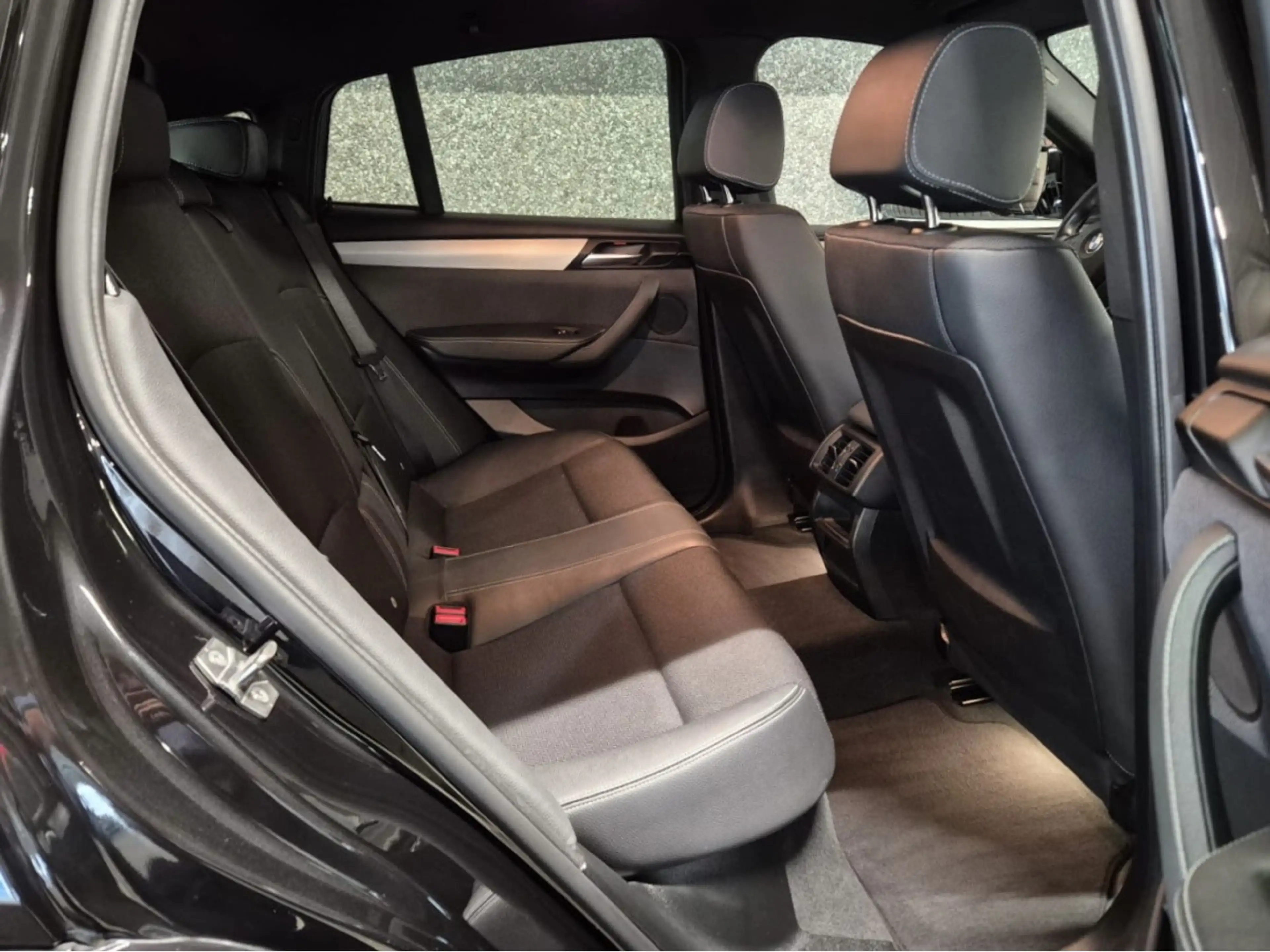 BMW X4 20i XDRIVE M SPORT PAKET CUIR NAVI 1 HAND — photo 5