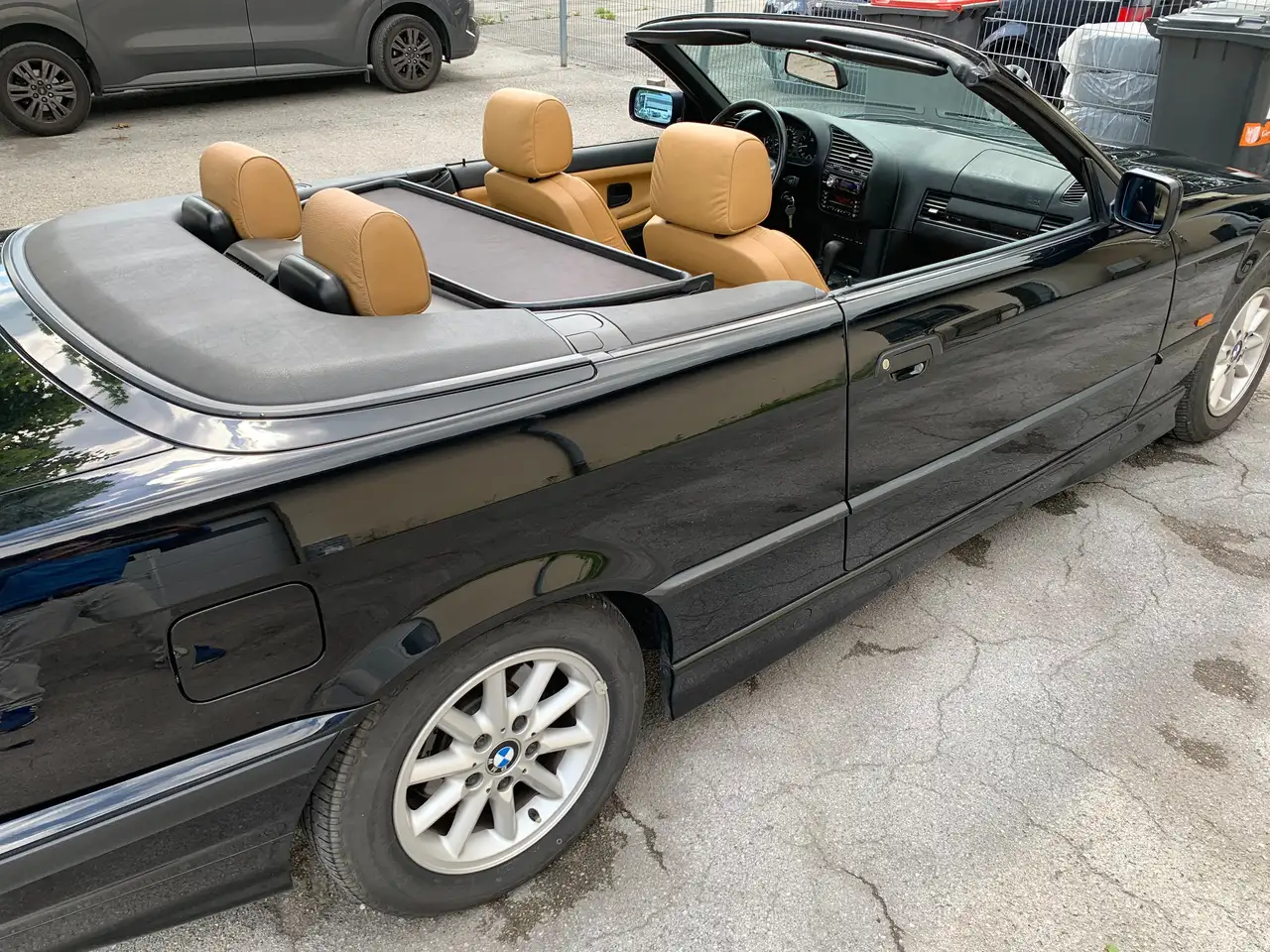 BMW 320i Cabrio Ö-Paket Aut. TOP KEIN Winterbetrieb, foto 7