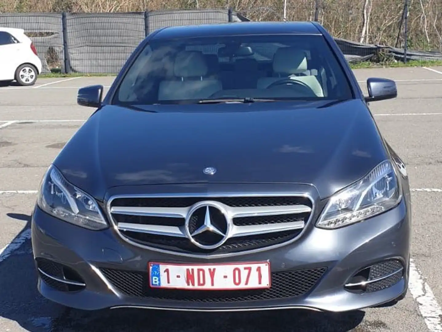 Mercedes-Benz E 200 E 200 CDI Сірий - 2