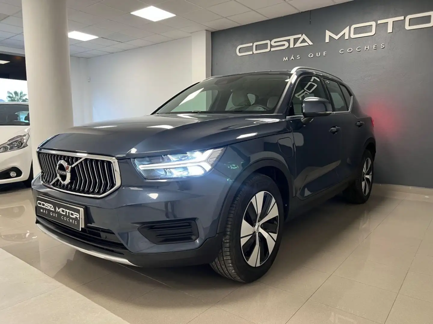 Volvo XC40 T5 Recharge Inscription Expression Aut. Azul - 1