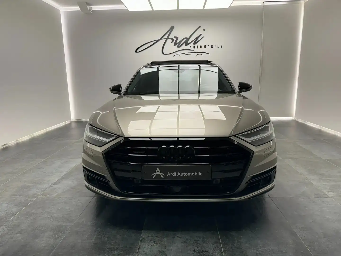 Audi A8 3.0 TDi Quattro *GARANTIE 12 MOIS*1er PROPRIETAIRE Grijs - 2