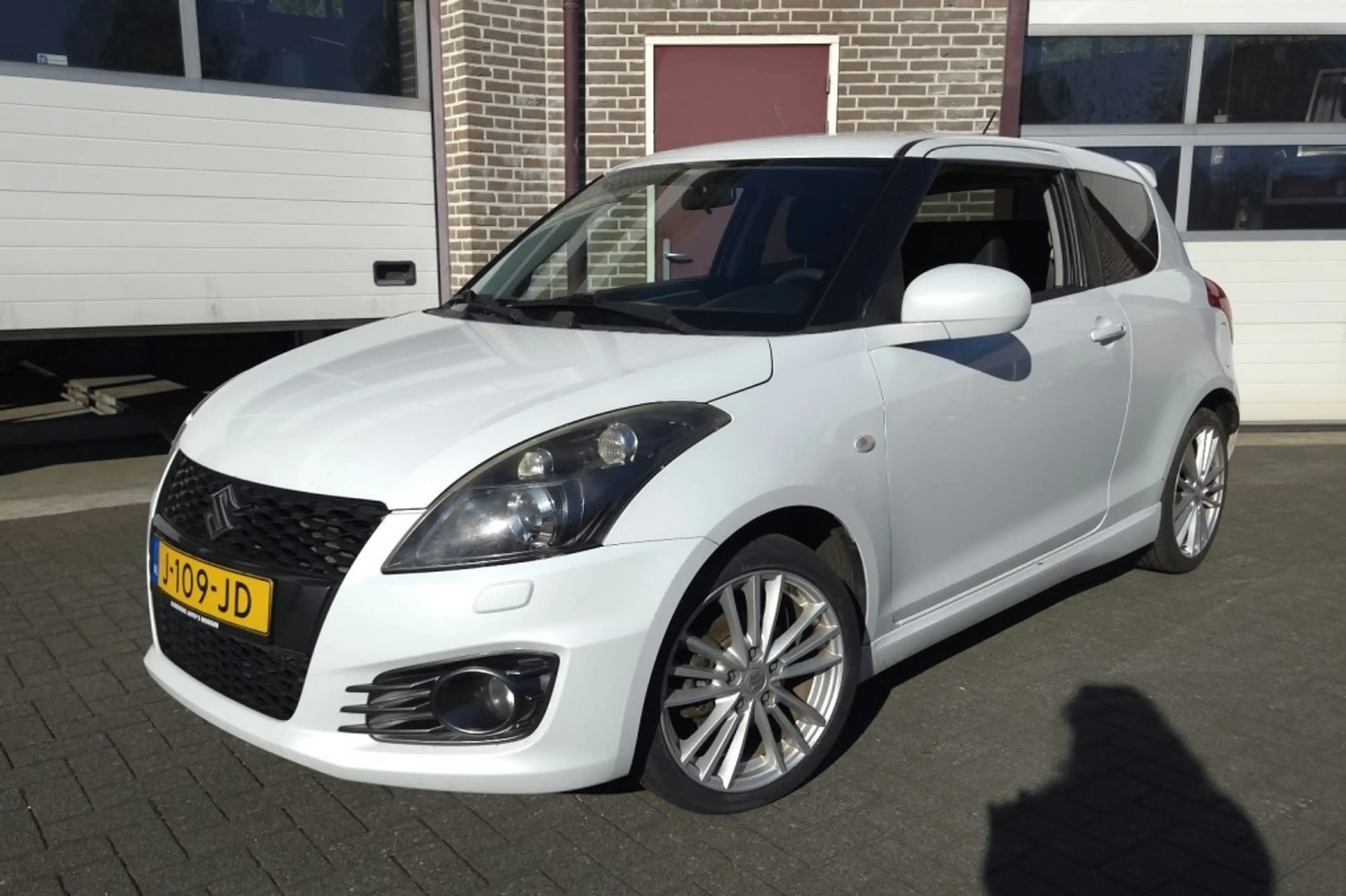 Suzuki Swift 1.6 Sport - Cruisecontrol - Airco - Prijs all-in