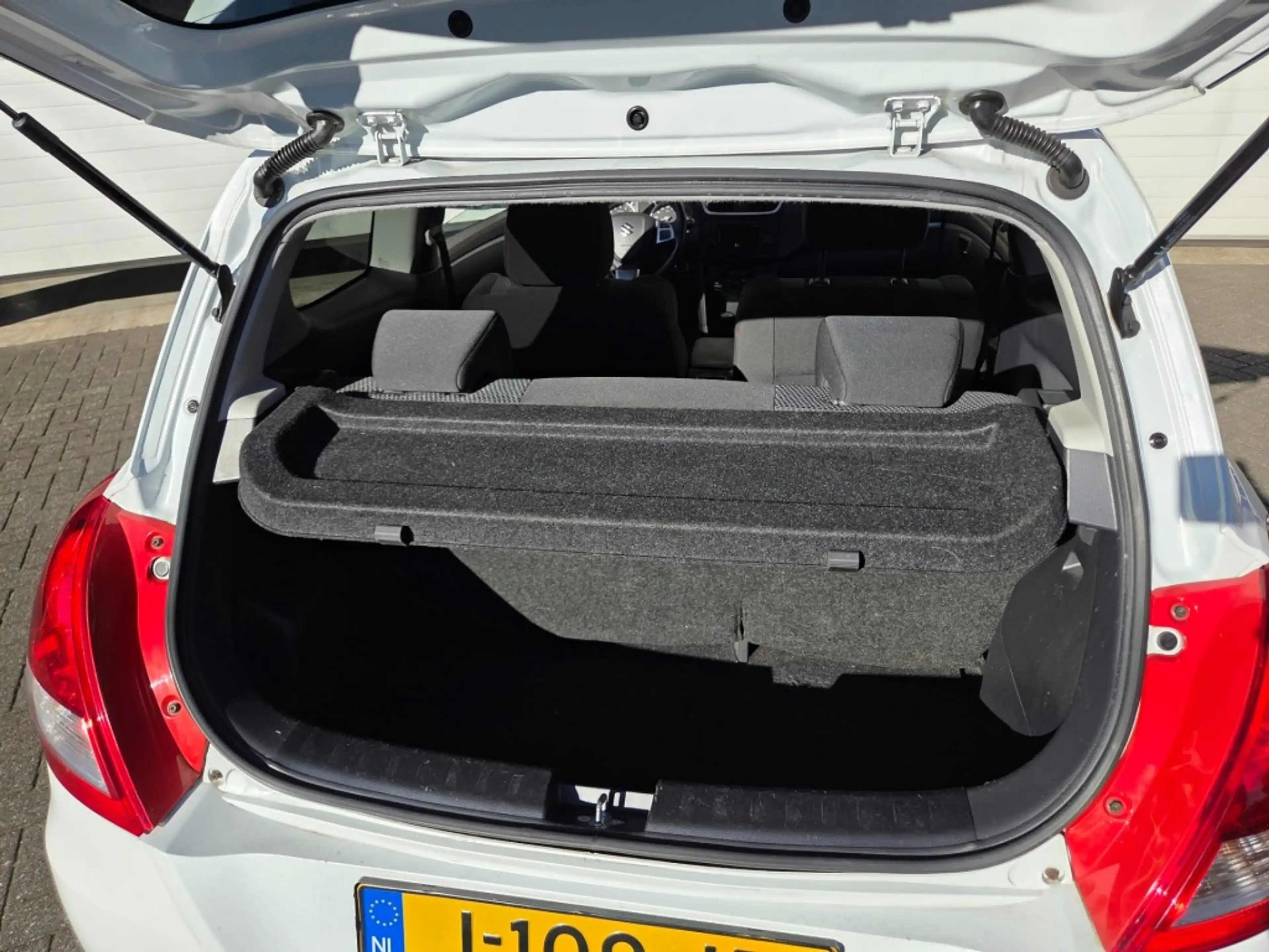 Suzuki Swift 1.6 Sport - Cruisecontrol - Airco - Prijs all-in — photo 5