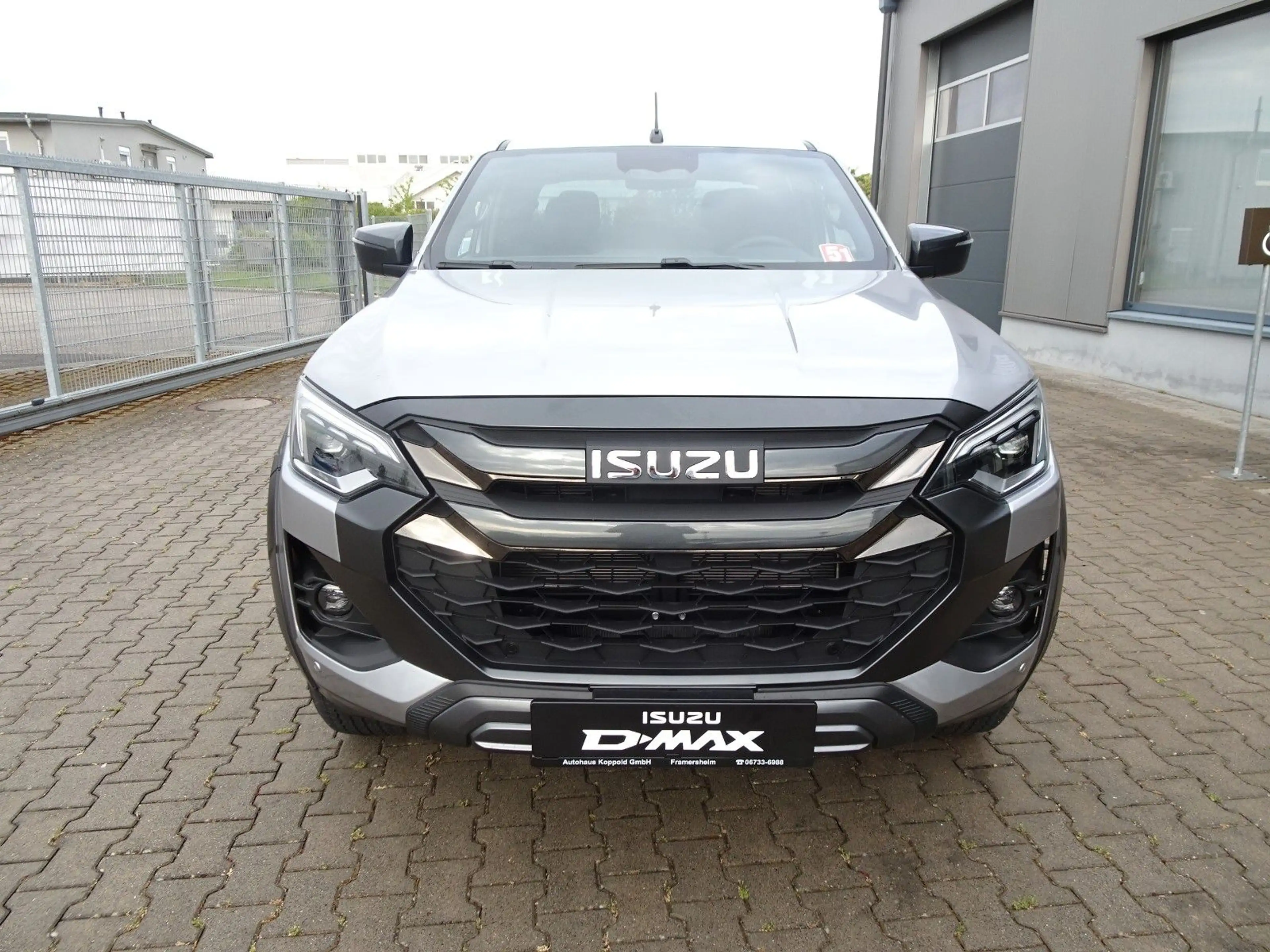 Isuzu D-Max Double Cab 4WD V-CROSS — photo 5