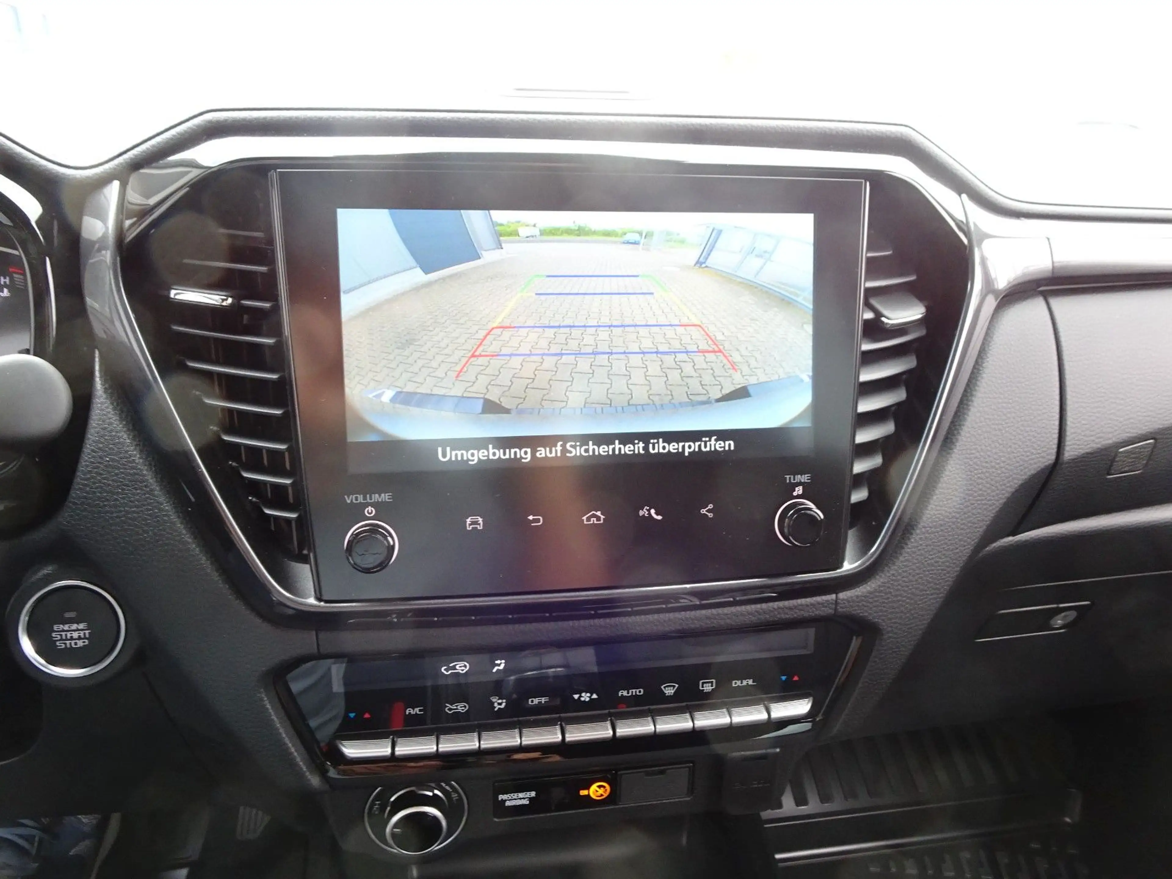 Isuzu D-Max Double Cab 4WD V-CROSS — photo 13