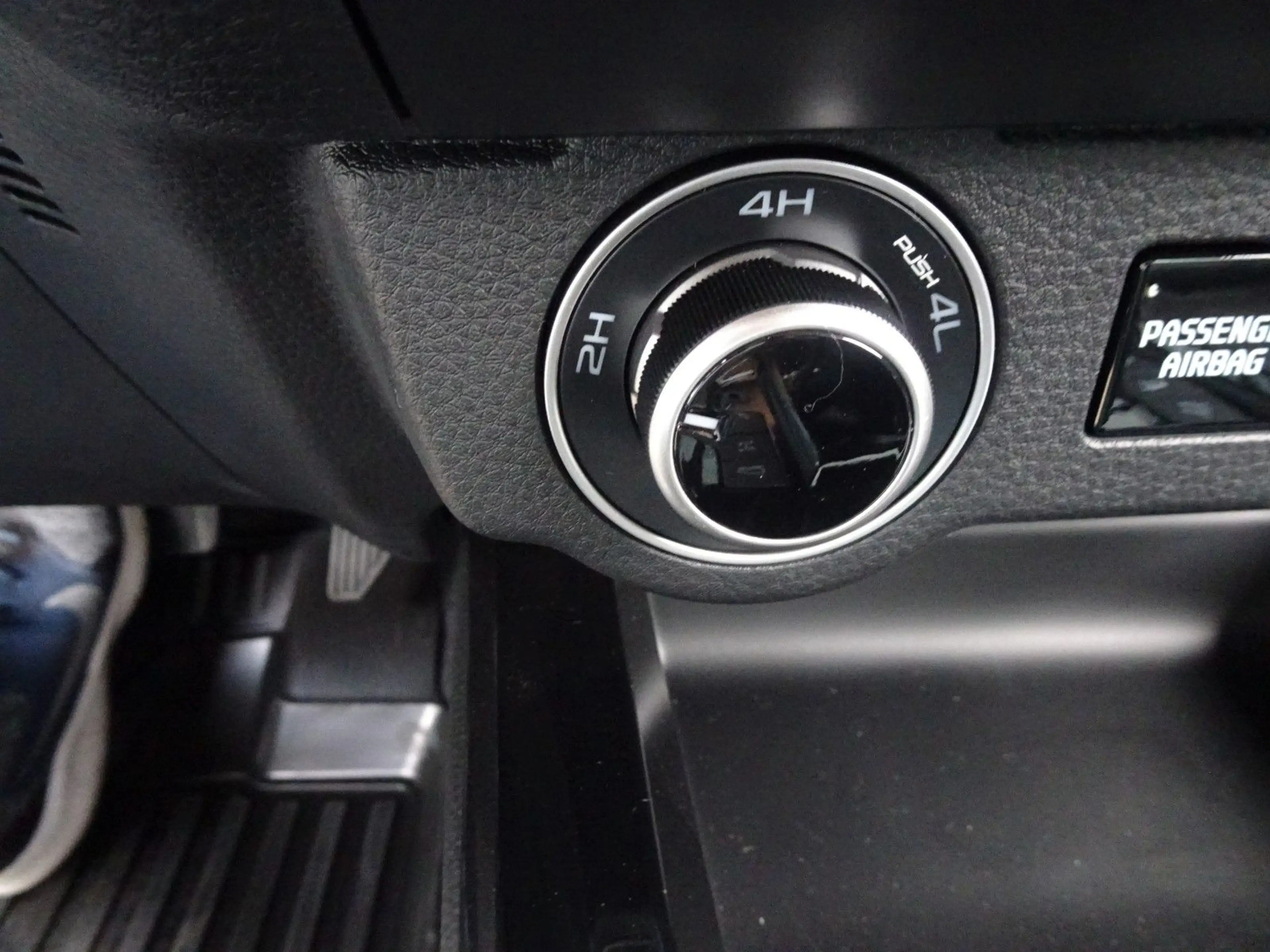 Isuzu D-Max Double Cab 4WD V-CROSS — photo 15