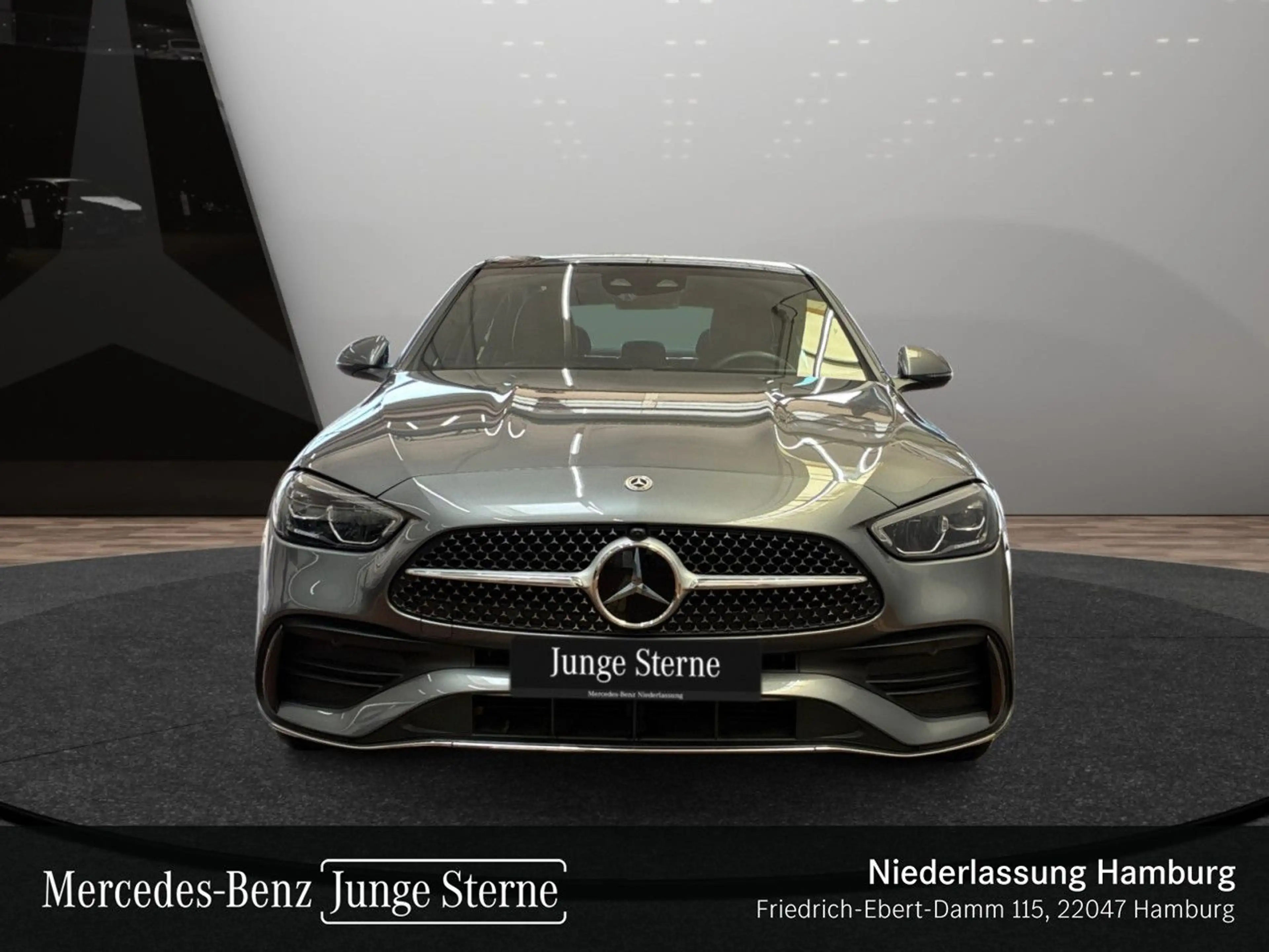 Mercedes-Benz C 300 e AMG+PANO+AHK+LED+KAMERA+SITZKLIMA+KEYLESS — photo 3