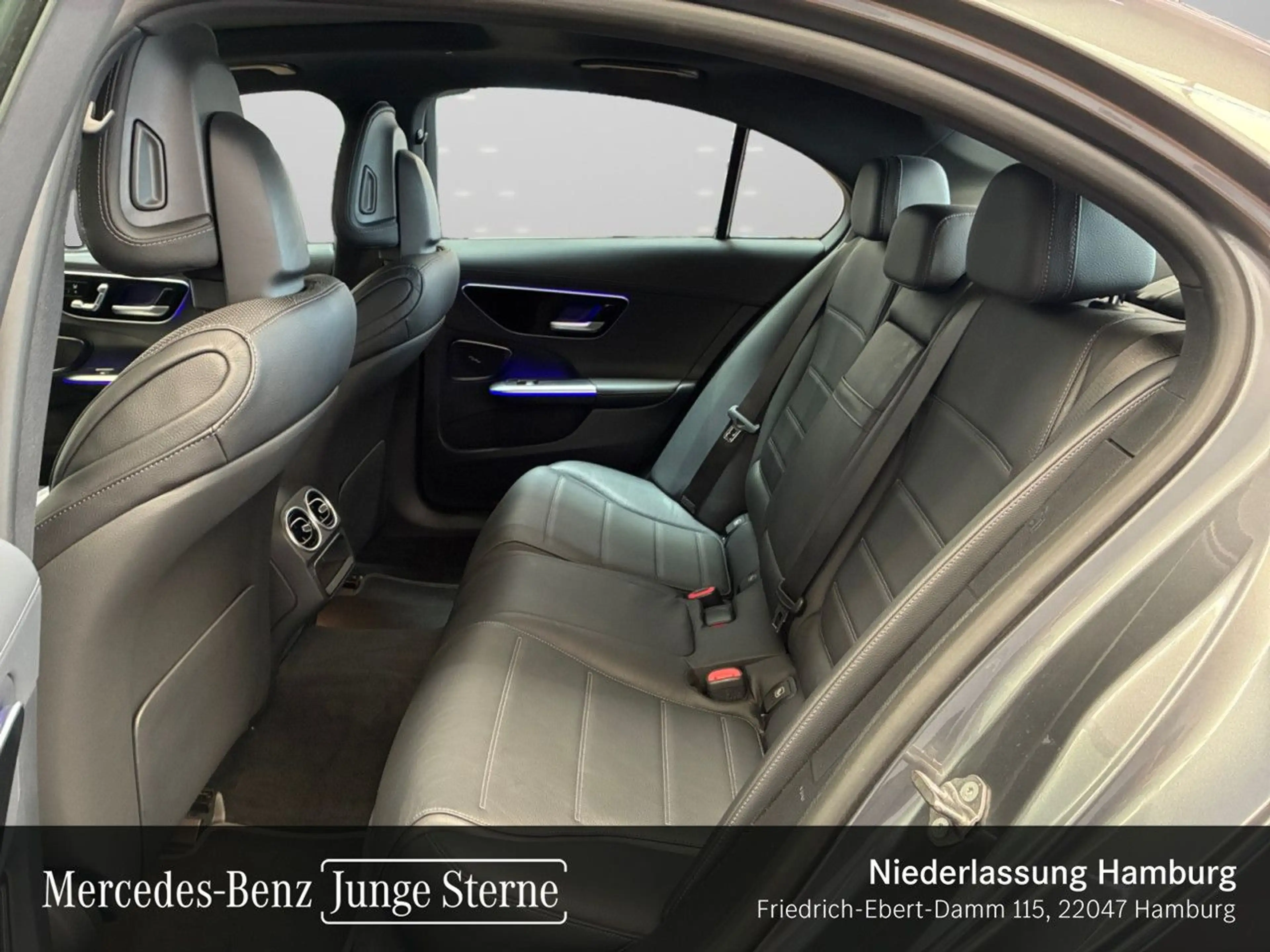 Mercedes-Benz C 300 e AMG+PANO+AHK+LED+KAMERA+SITZKLIMA+KEYLESS — photo 11