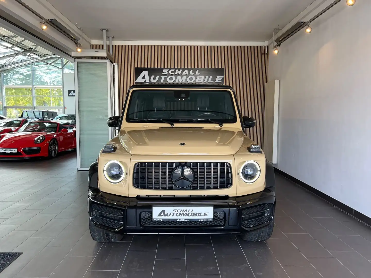 Mercedes-Benz G 63 AMG G63 AMG *Superior/TV/Manuf./Standheiz/Night/PANO Beige - 2