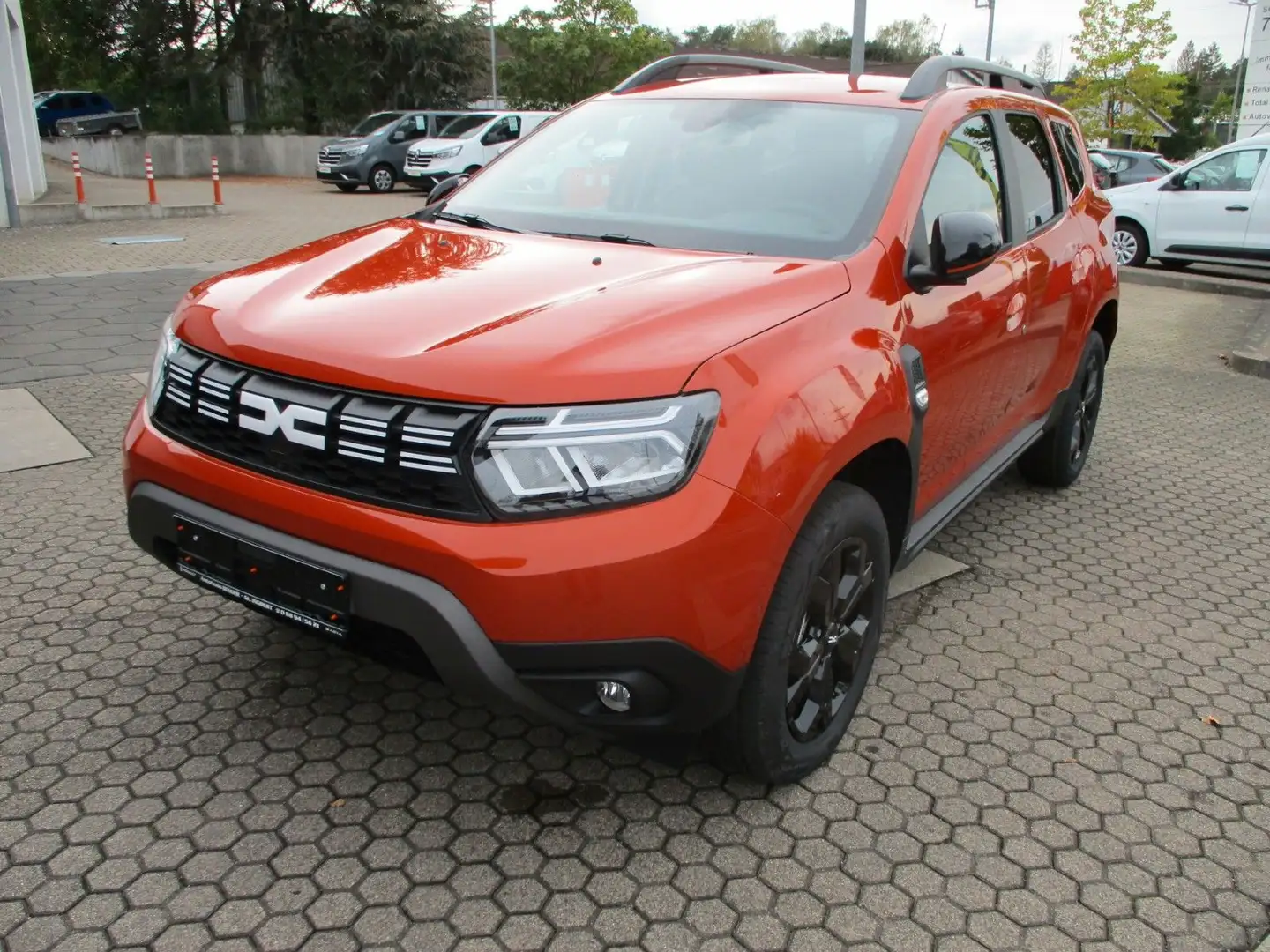 Dacia Duster Extreme TCe 150 EDC Naranja - 2