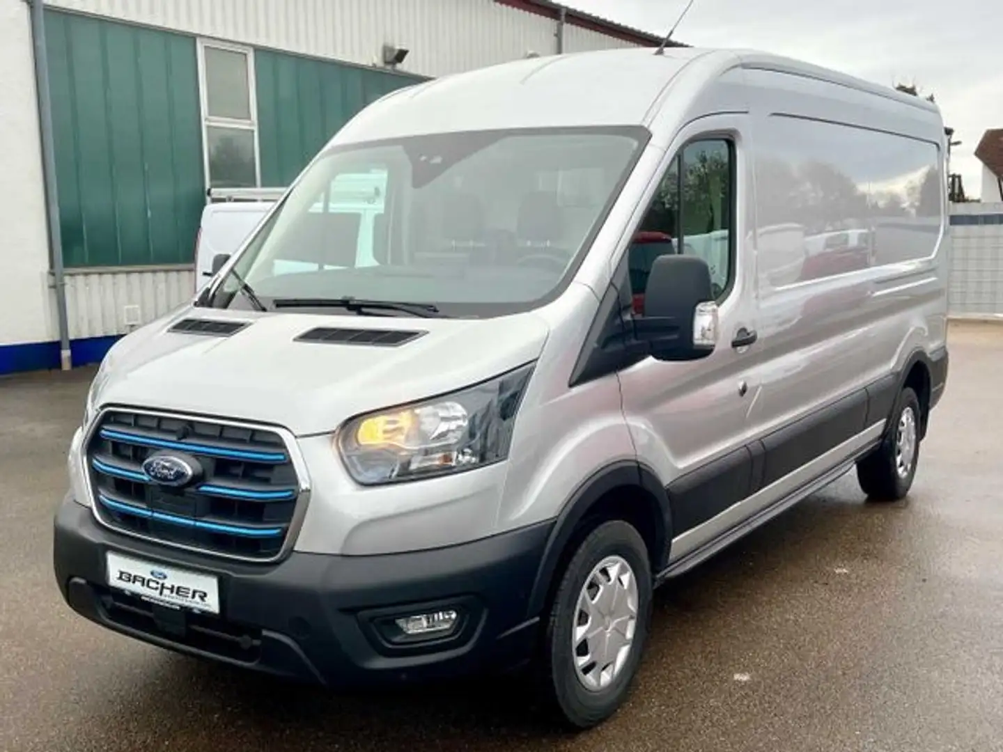 Ford Transit -e 350 L3H2 68 kWh Trend NAVI DAB ACC Plateado - 1