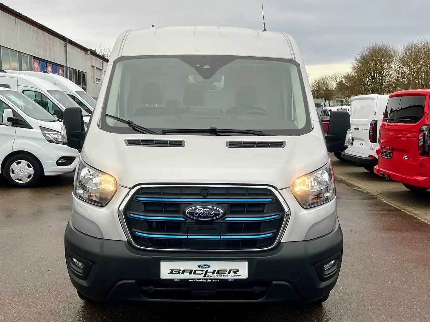 Ford E-Transit 350 L3H2 Trend NAVI*DAB*ACC Argent - 2