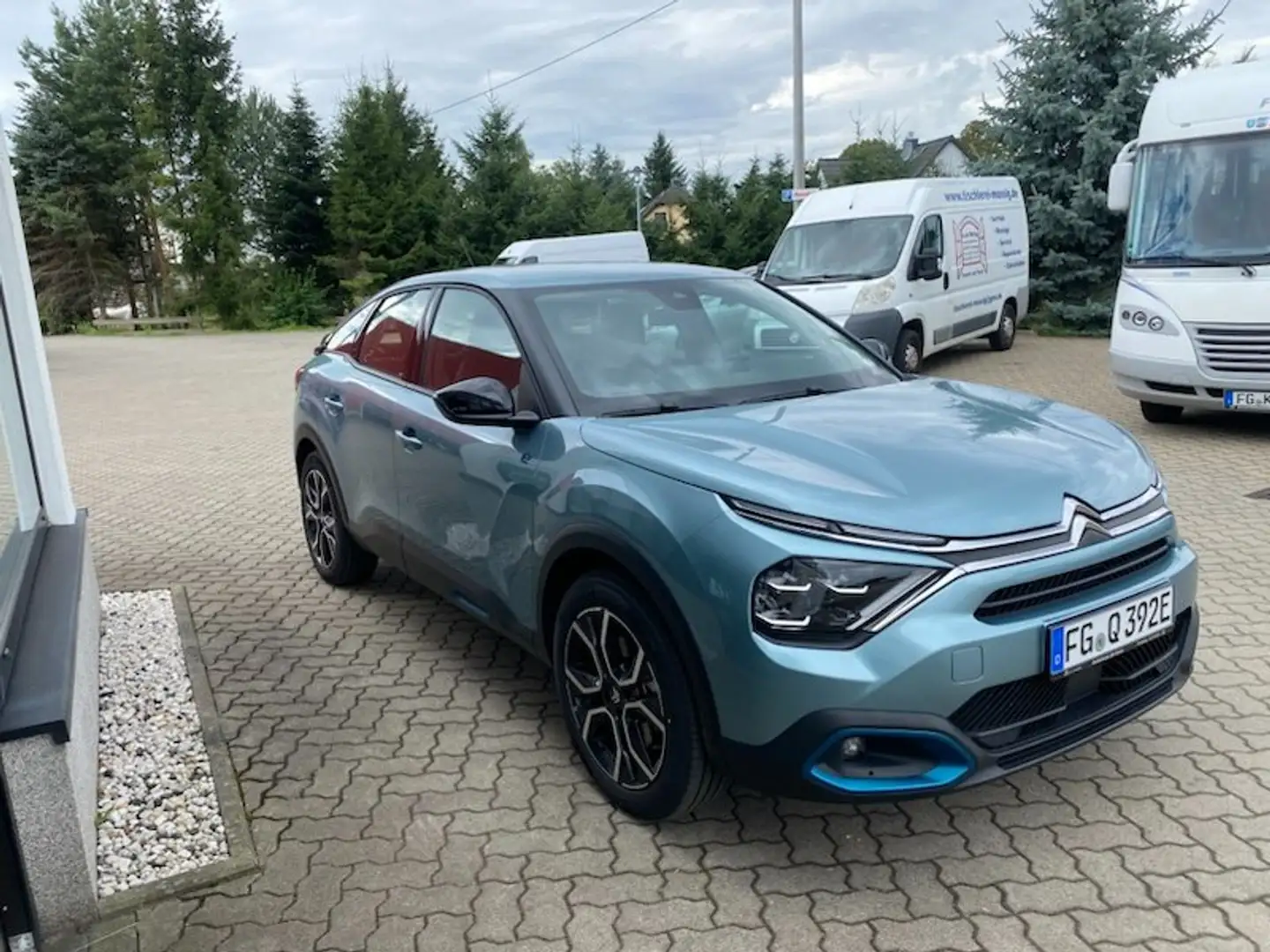 Citroen C4 ë- Feel Pack Blau - 2