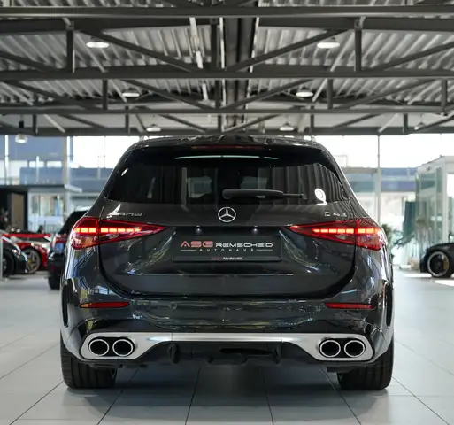 Mercedes-Benz C-Class view 11