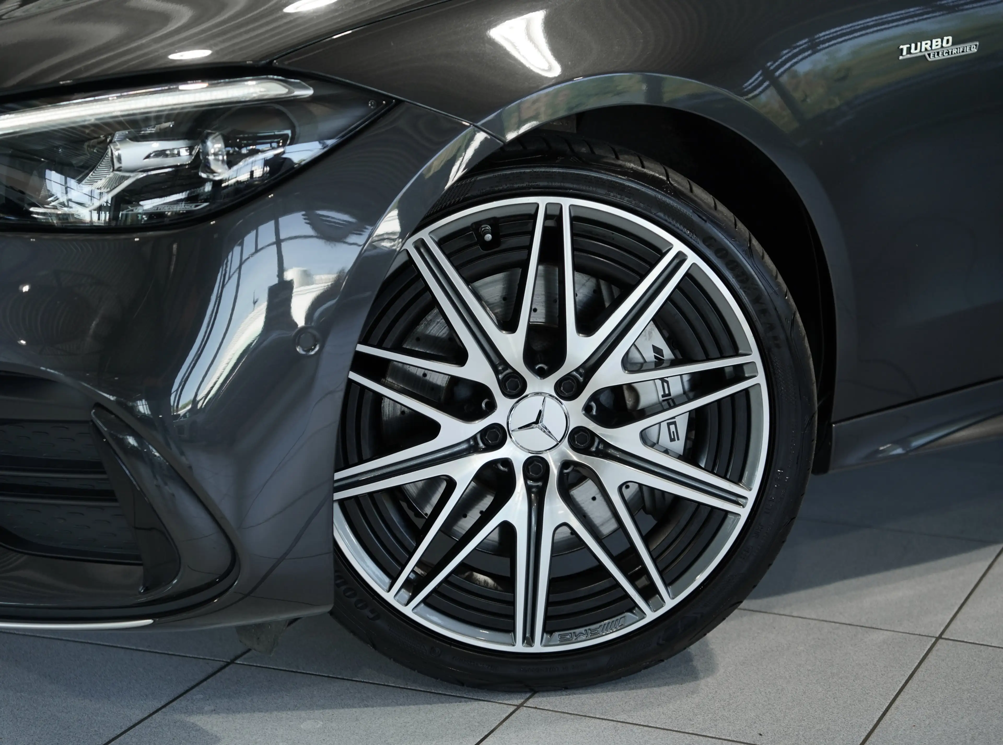 Mercedes-Benz C 43 AMG 4M T *2.H *20 *Perf-AGA *Pano *Distr+ — photo 3