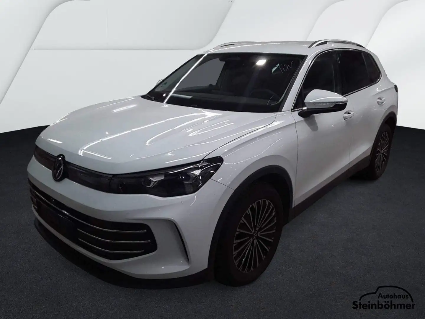 Volkswagen Tiguan Elegance 1.5eTSI DSG Navi LED AHK Kamera Weiß - 2