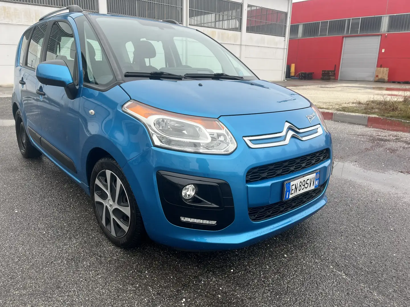 Citroen C3 Picasso 1.4 benzina exclusive neopatentato - 1