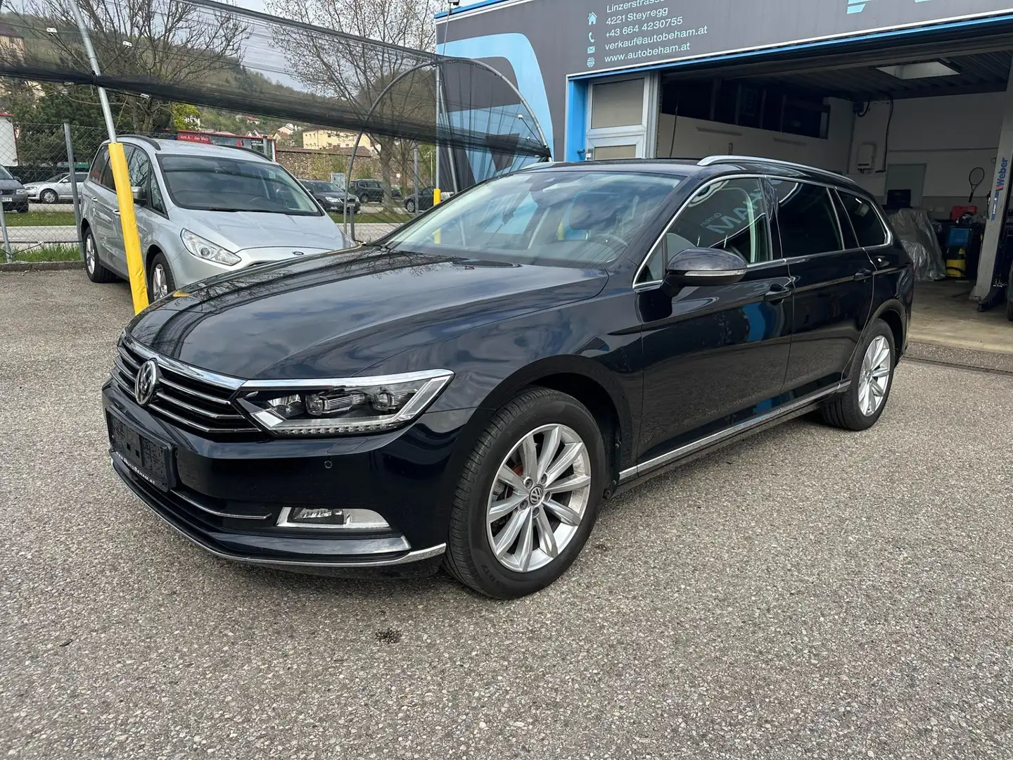 Volkswagen Passat Variant Highline 2,0 TDI SCR DSG Virtual-LED-AHK Schwarz - 1