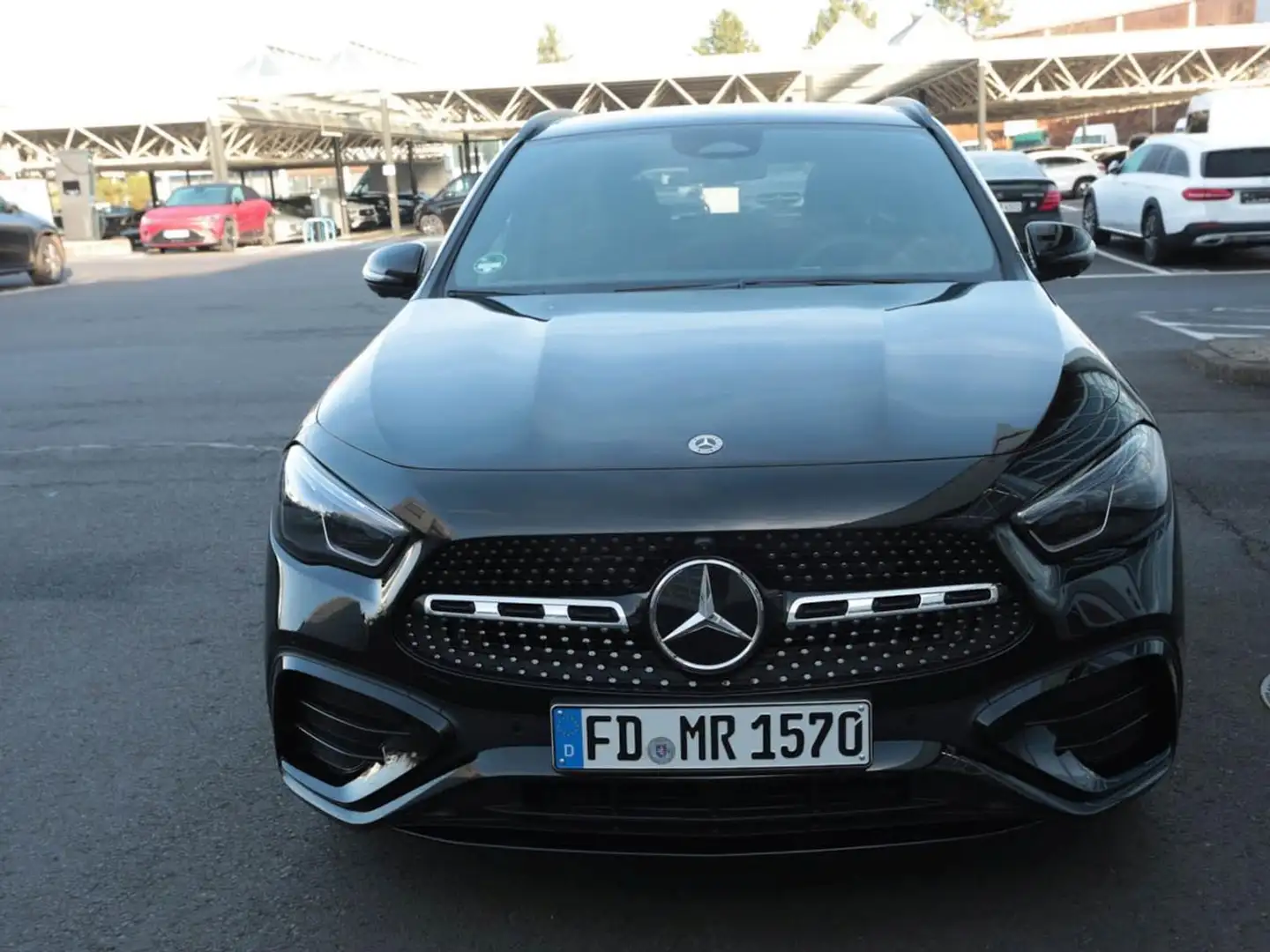 Mercedes-Benz GLA 200 AMG Night Panorama Distronic 360° AHK Schwarz - 2