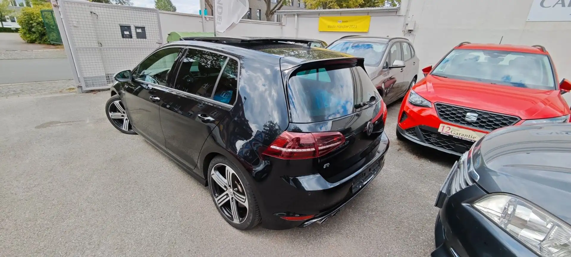 Volkswagen Golf VII Lim. R BMT 4Motion Schwarz - 1