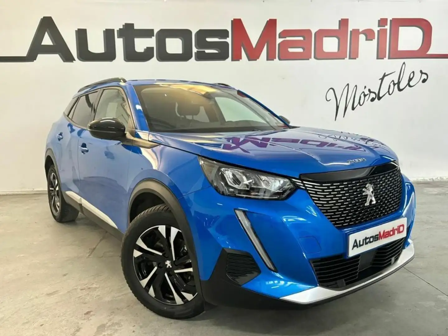 Peugeot 2008 1.5BlueHDi S&S Allure EAT8 130 Blauw - 1