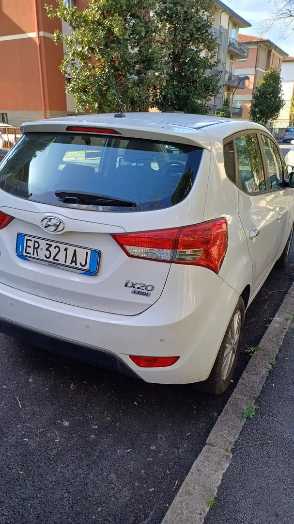 Hyundai iX20 1.6 crdi Comfort - 1