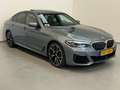 BMW 530 5-serie 530e M Sport / Schuifdak / BTW / 20" LM / Grau - thumbnail 2