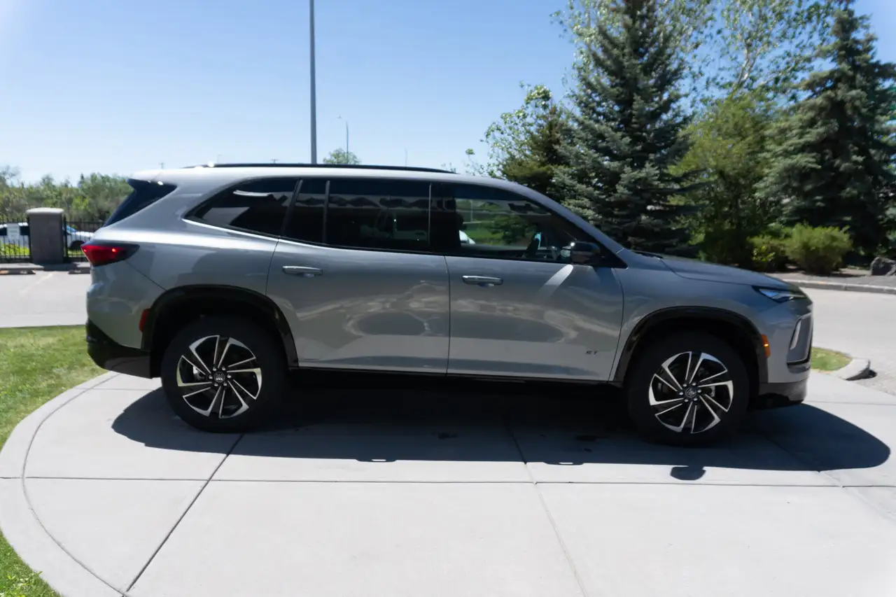 Buick Enclave photo Buick Enclave