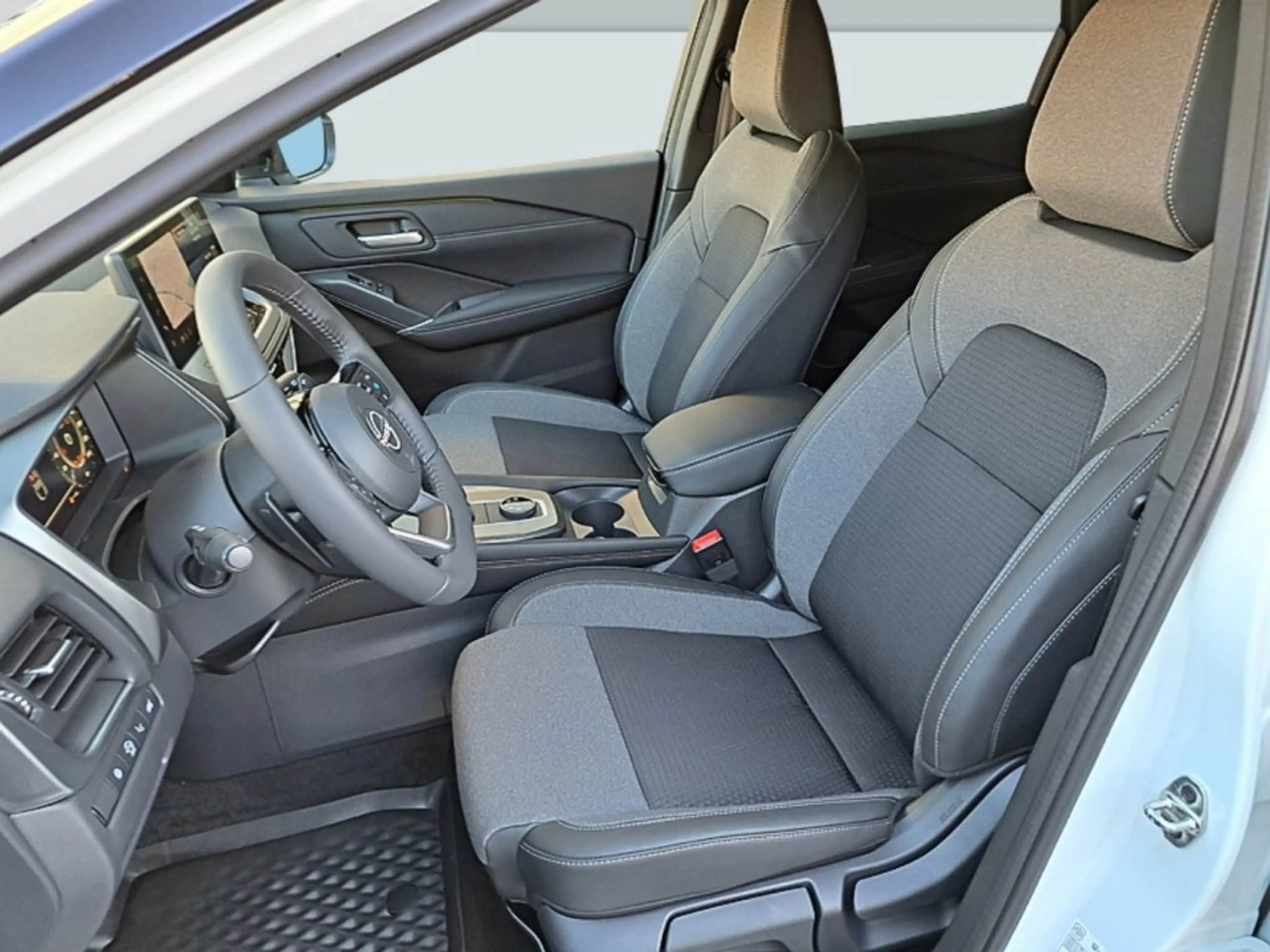 Nissan Qashqai N-Connecta+ Automatik 4x4 — photo 3