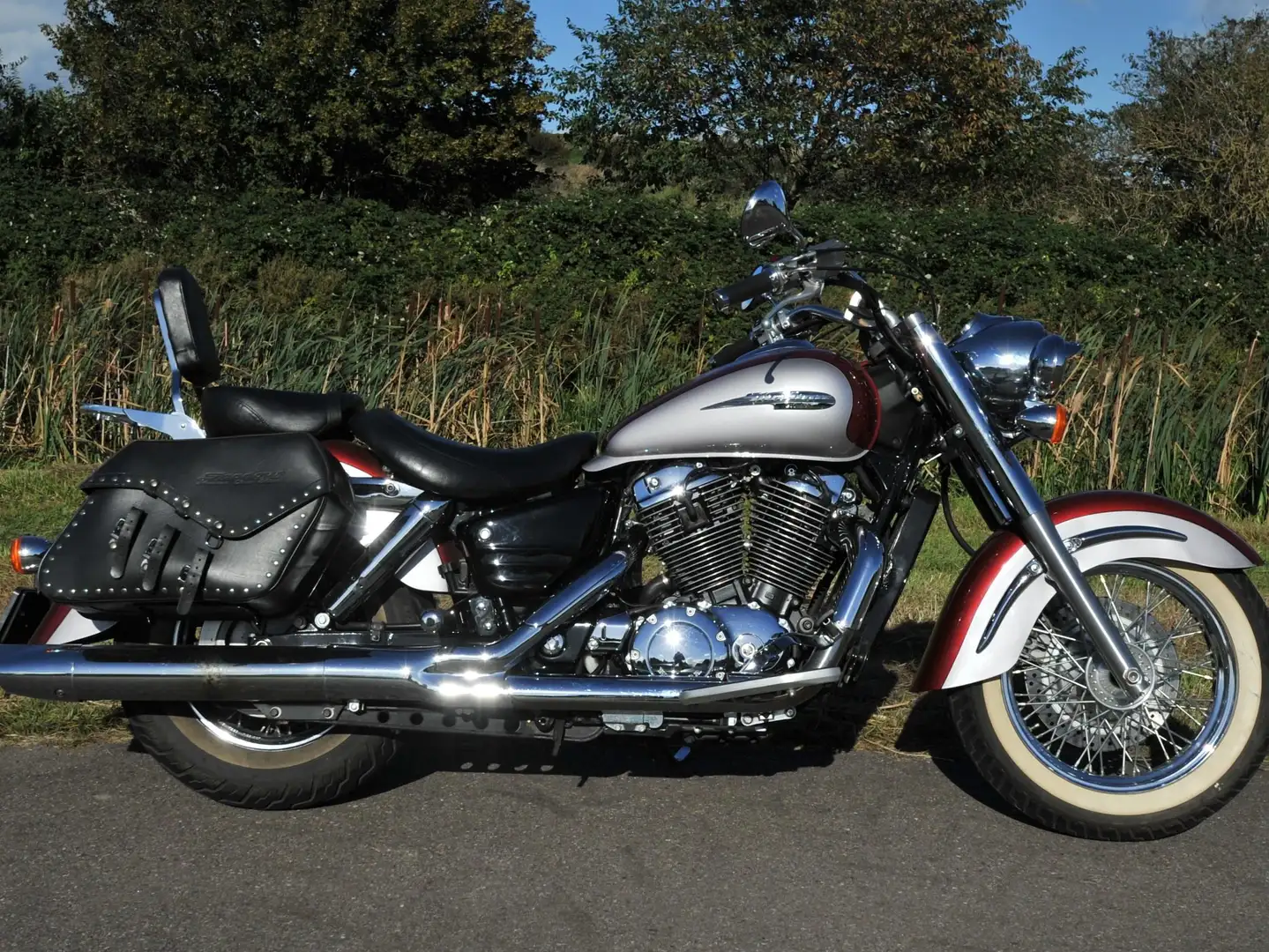 Honda VT 1100 2000 Honda vt 1100 vt-1100 c3 shadow aero Rood - 1