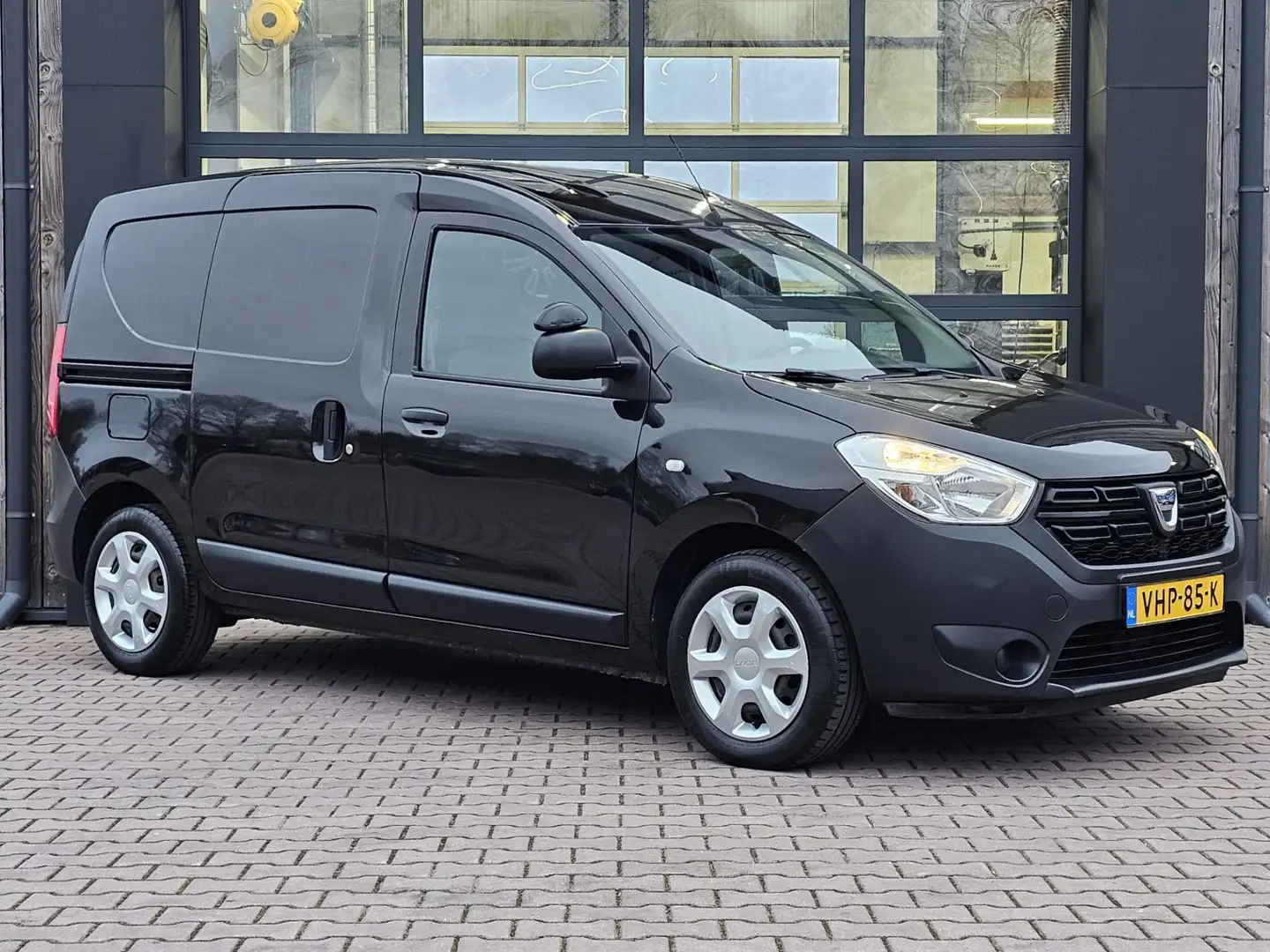 Dacia Dokker 1.5 Blue dCi 75 Essential | Airco | PDC | Bluetoot Negro - 2