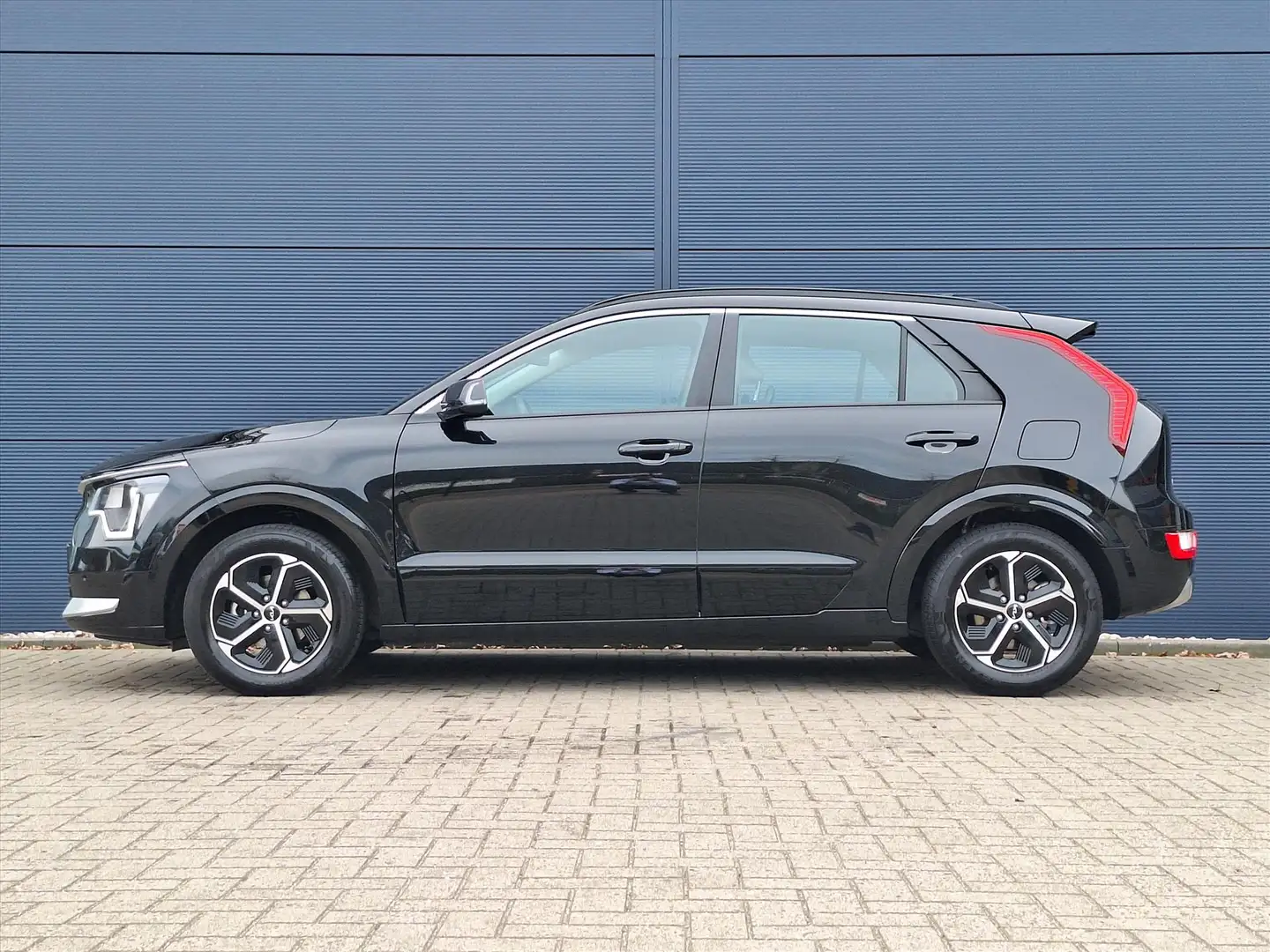 Kia Niro 1.6 GDi Hybrid 141pk DCT6 DynamicLine Nieuw Model Zwart - 2