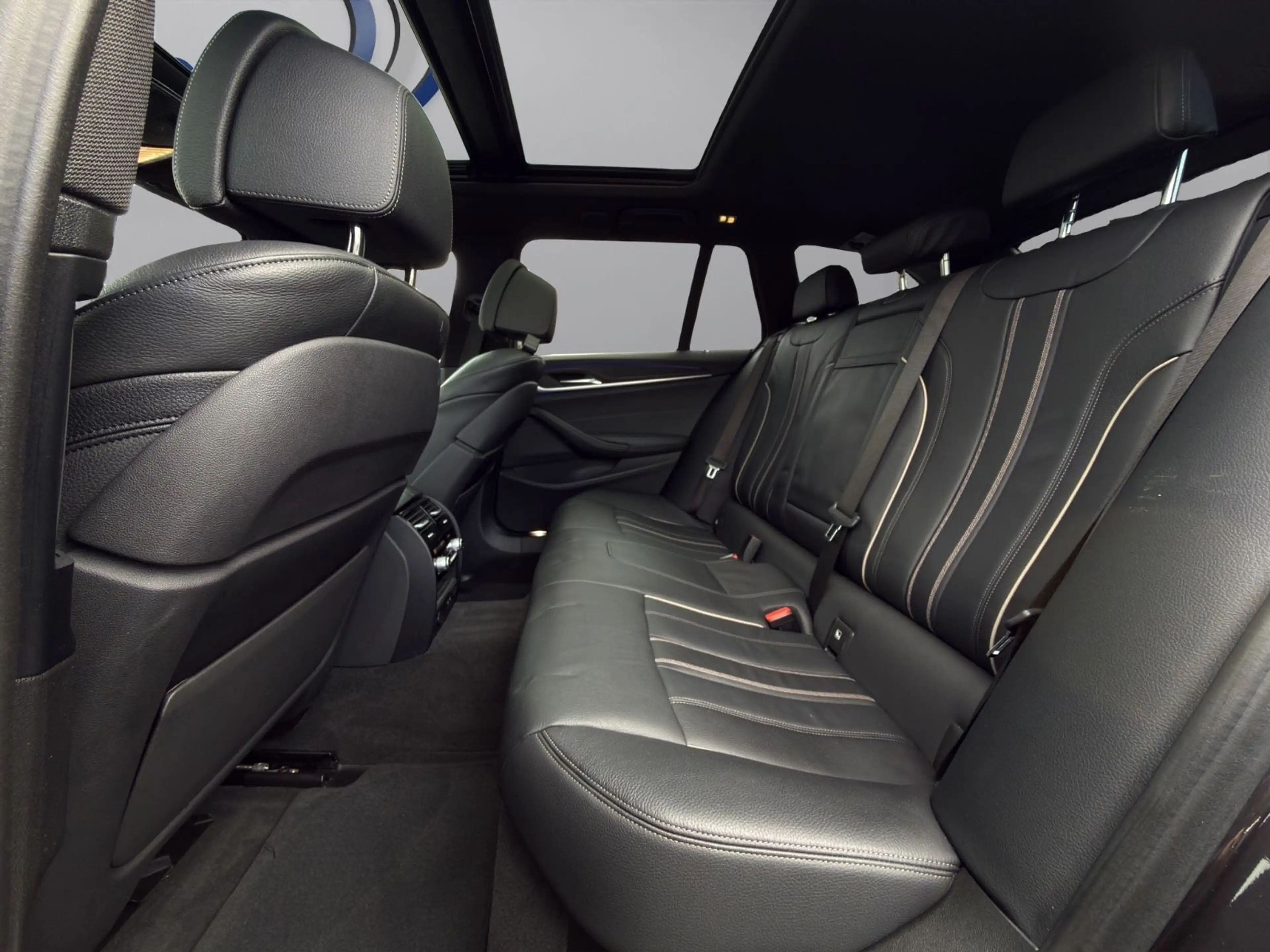 BMW 540 d xDrive°Leder°Virt.C°Pano°Cam°Garantie — photo 15