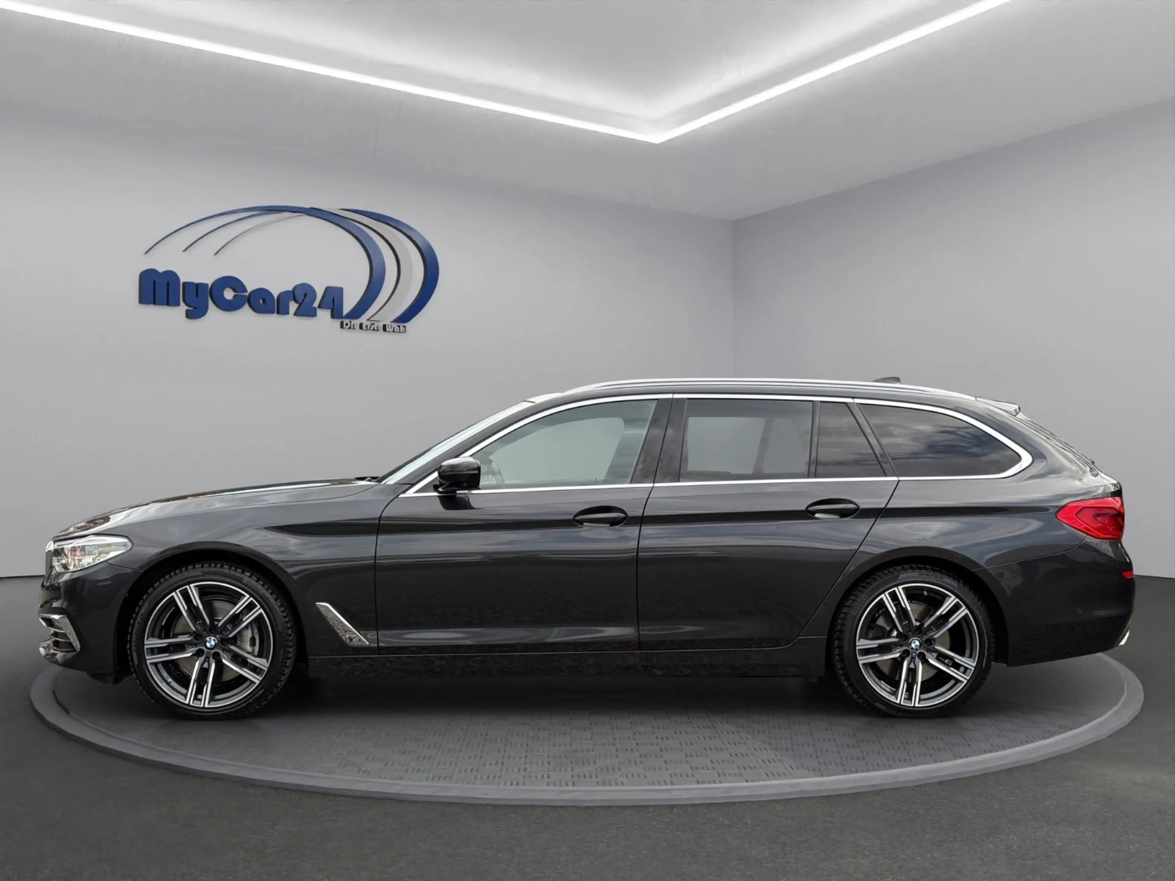 BMW 540 d xDrive°Leder°Virt.C°Pano°Cam°Garantie — photo 10