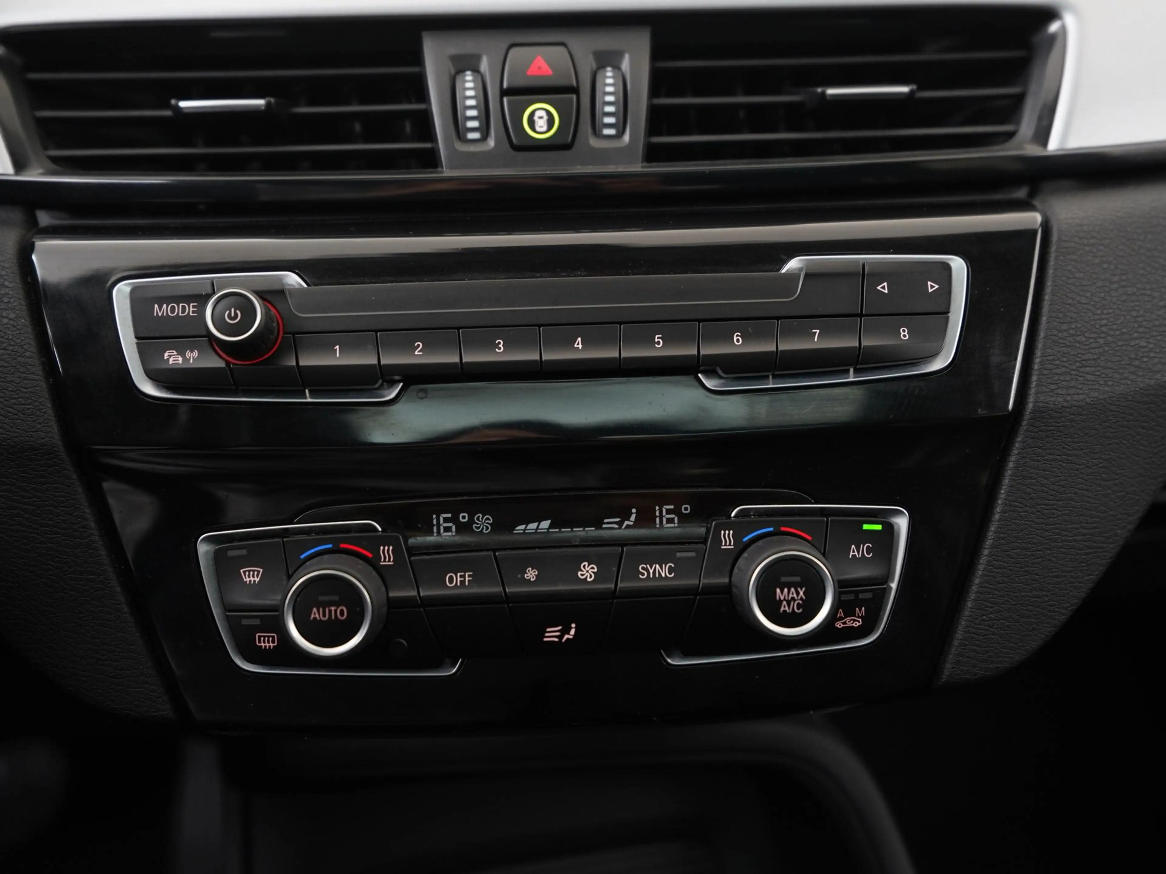 BMW X1 xDrive25e Sport Line | Panoramadak | Camera | Zond — photo 12