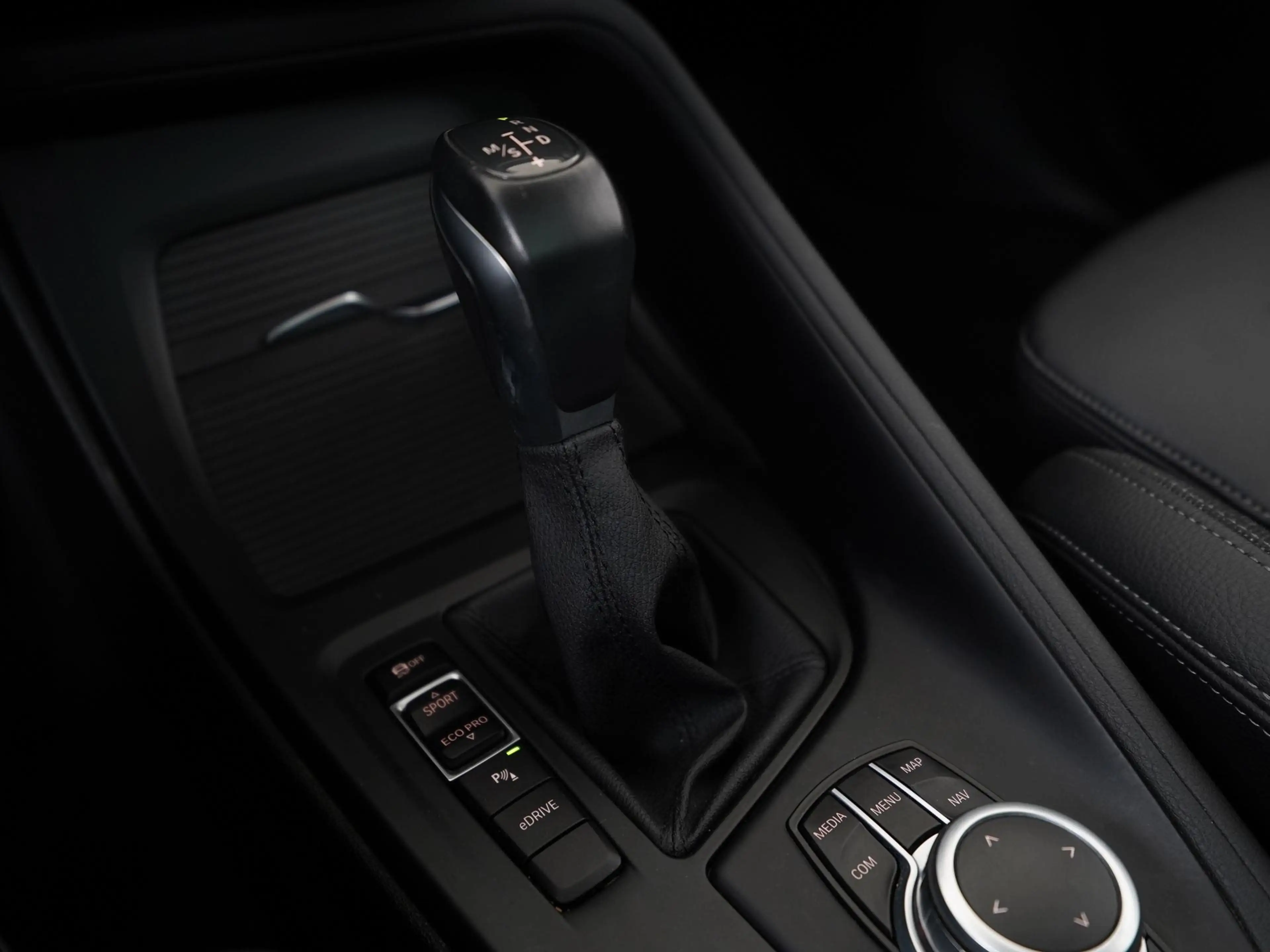 BMW X1 xDrive25e Sport Line | Panoramadak | Camera | Zond — photo 11