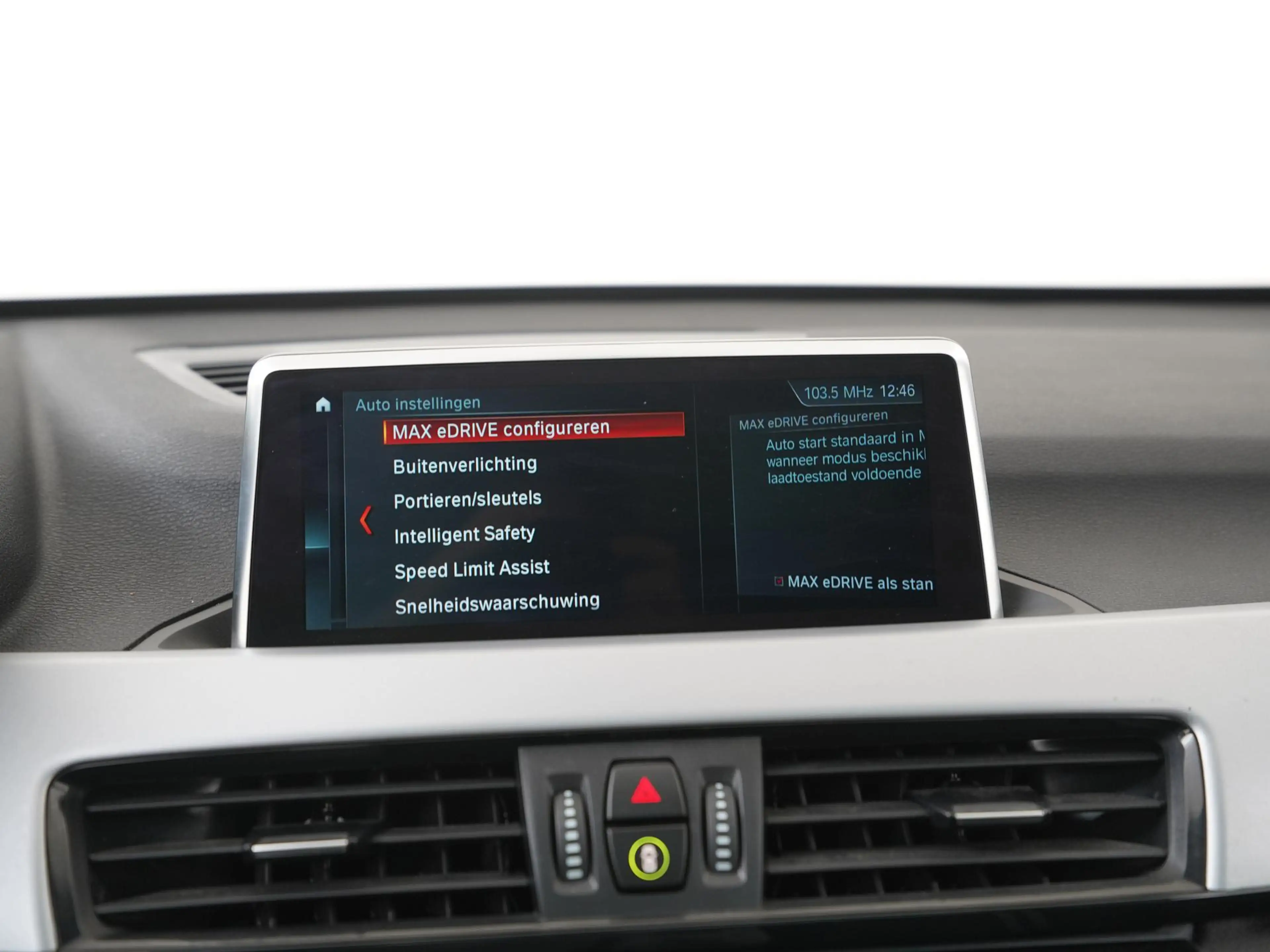 BMW X1 xDrive25e Sport Line | Panoramadak | Camera | Zond — photo 19