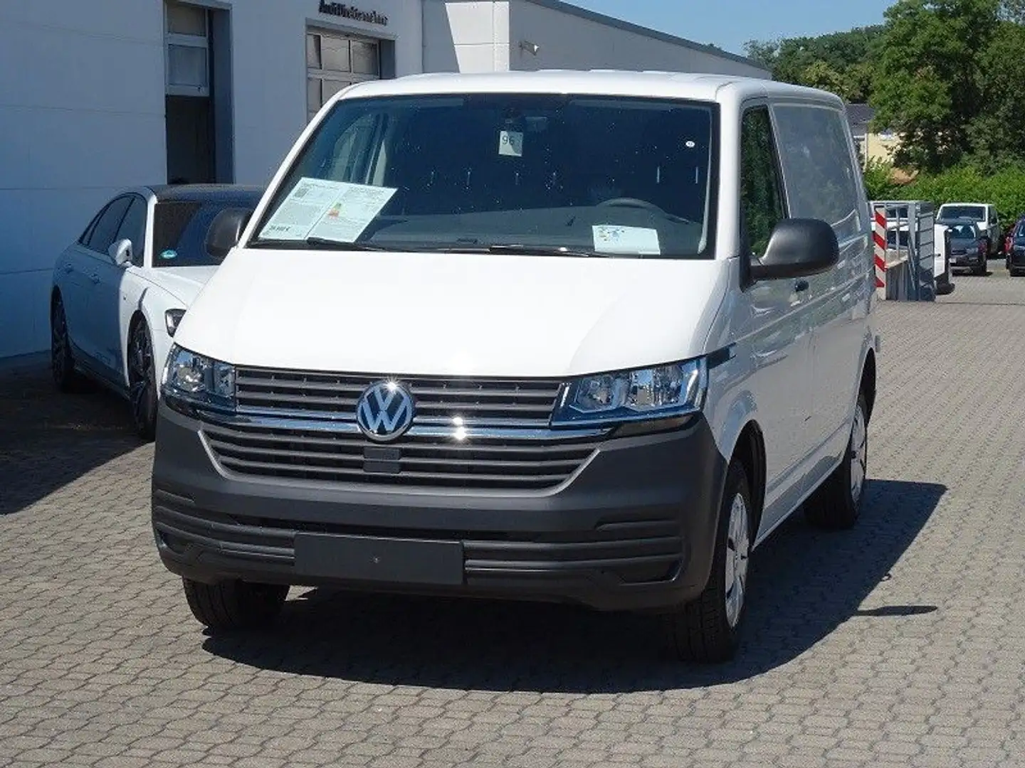 Volkswagen T6.1 Transporter 2.0 TDI Kasten / Komfort Plus Weiß - 2