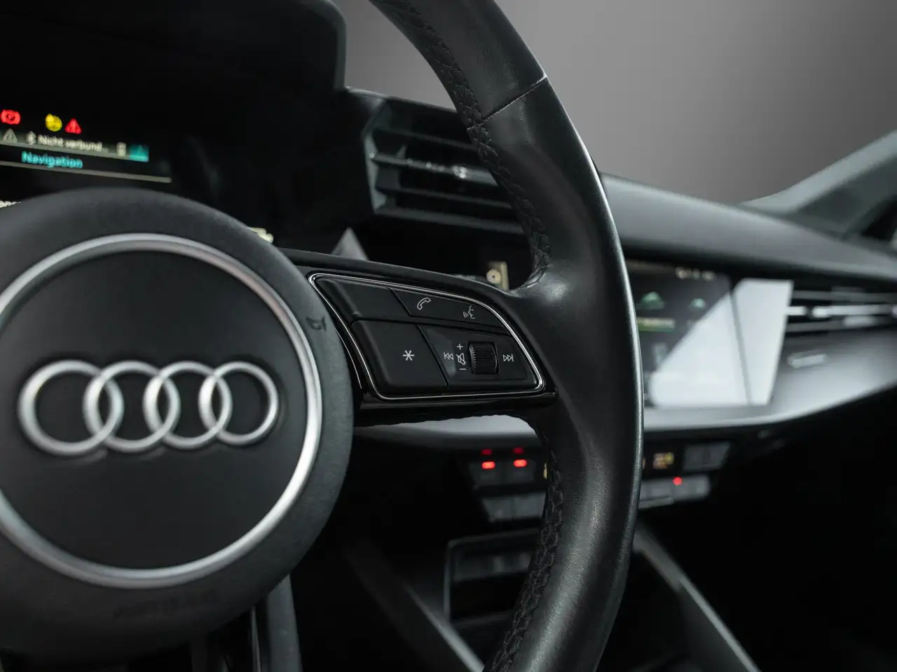 Audi A3 Sportback S line Optik-Paket schwarz+ AHK DSP, миниатюра 18