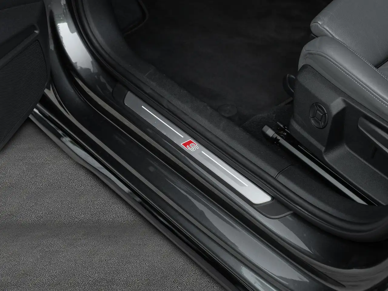 Audi A3 Sportback S line Optik-Paket schwarz+ AHK DSP, миниатюра 26