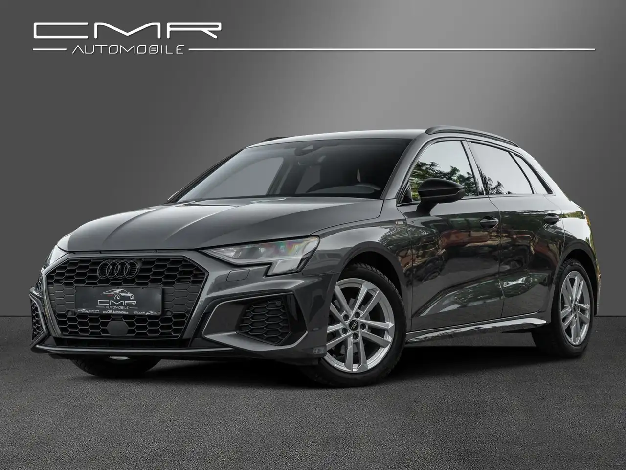 Audi A3 Sportback S line Optik-Paket schwarz+ AHK DSP